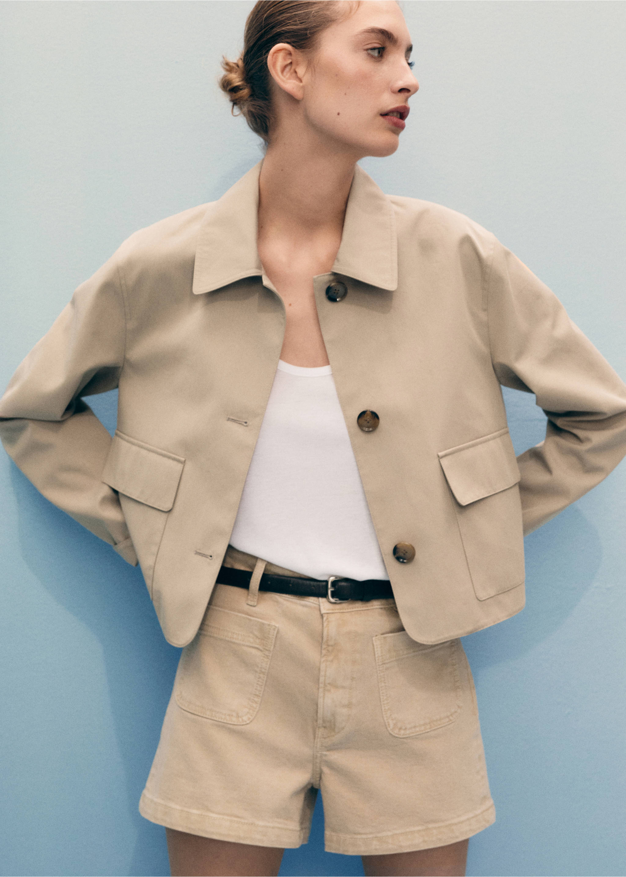 High-waisted denim shorts with pockets - Medium plane, Sand. Ref: 87020605-00.