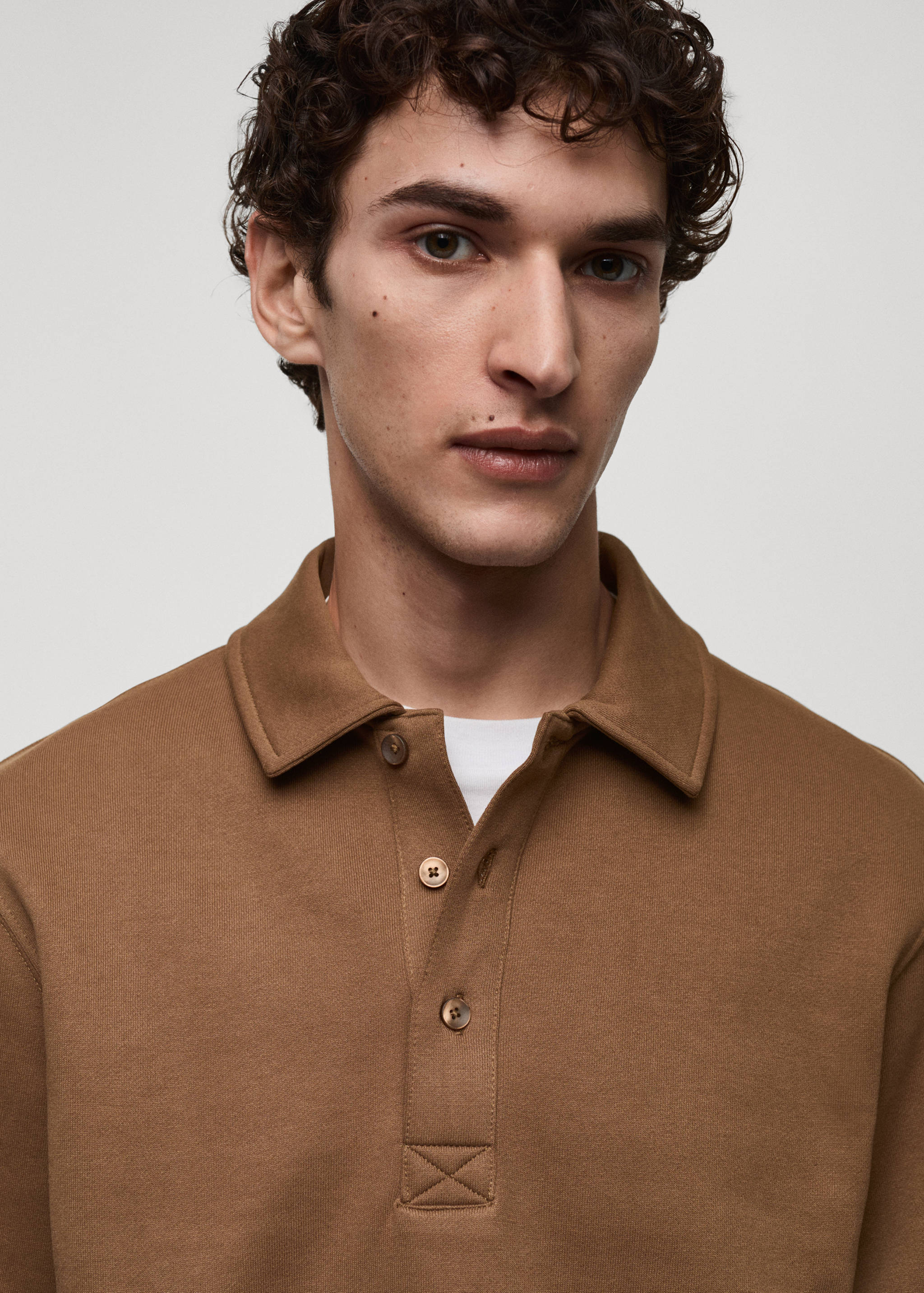 Brushed regular-fit polo sweatshirt - Details of the article 1