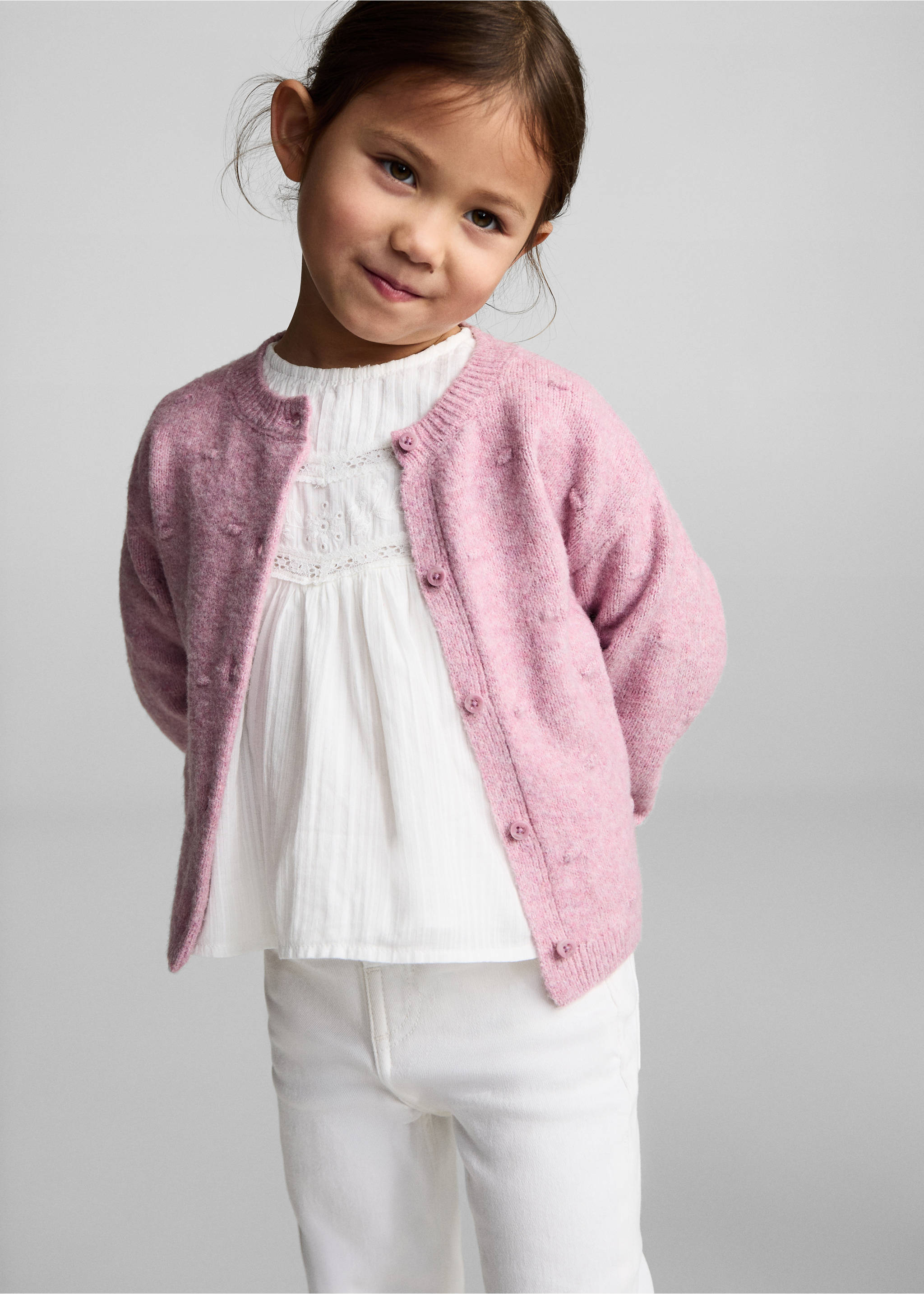 Flared-Jeans mit ausgefranstem Saum - Mittlere Ansicht, Weiß. Ref: 87020620-00.