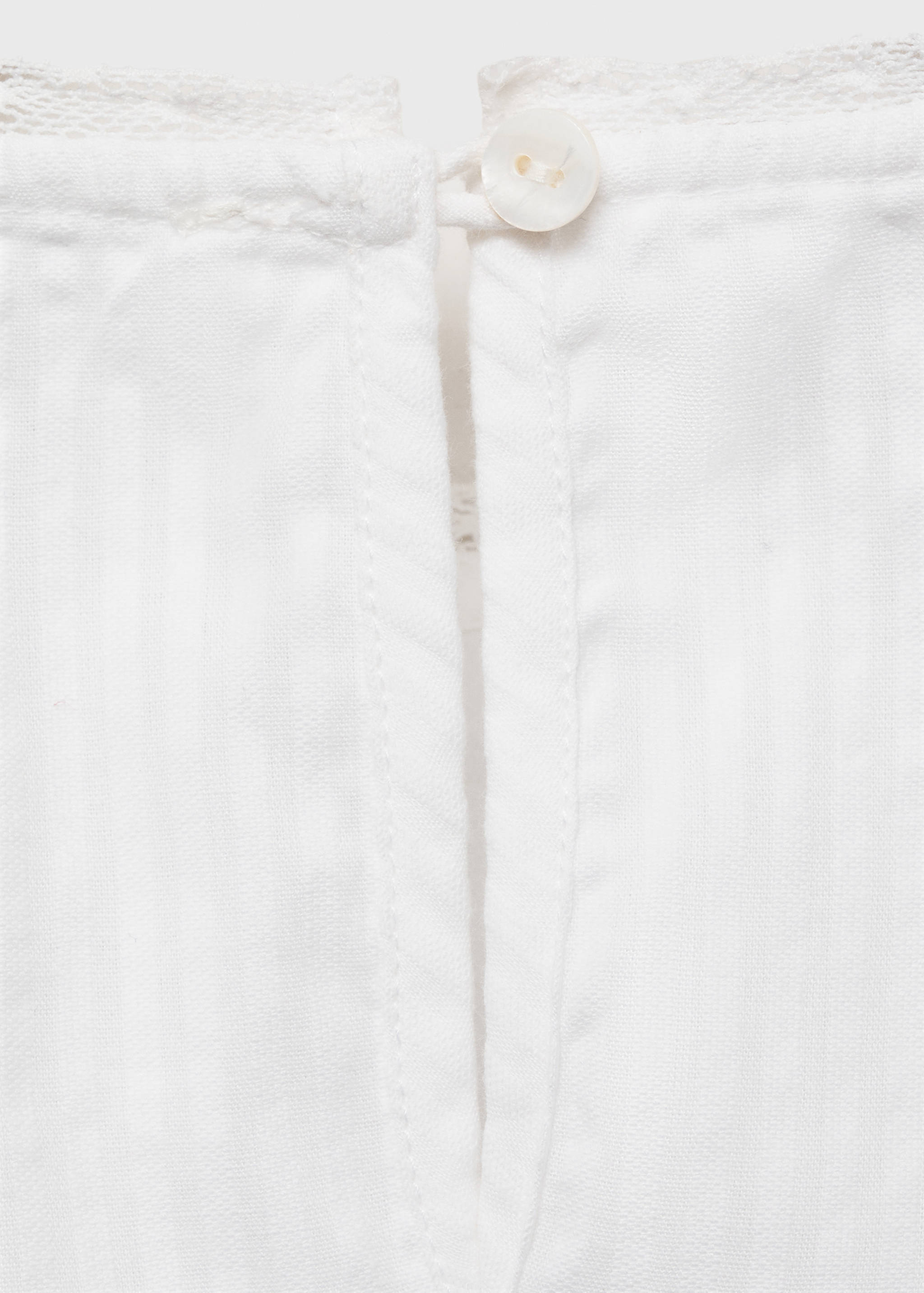 Halenka s vyšívanými detaily - Detail zboží 0