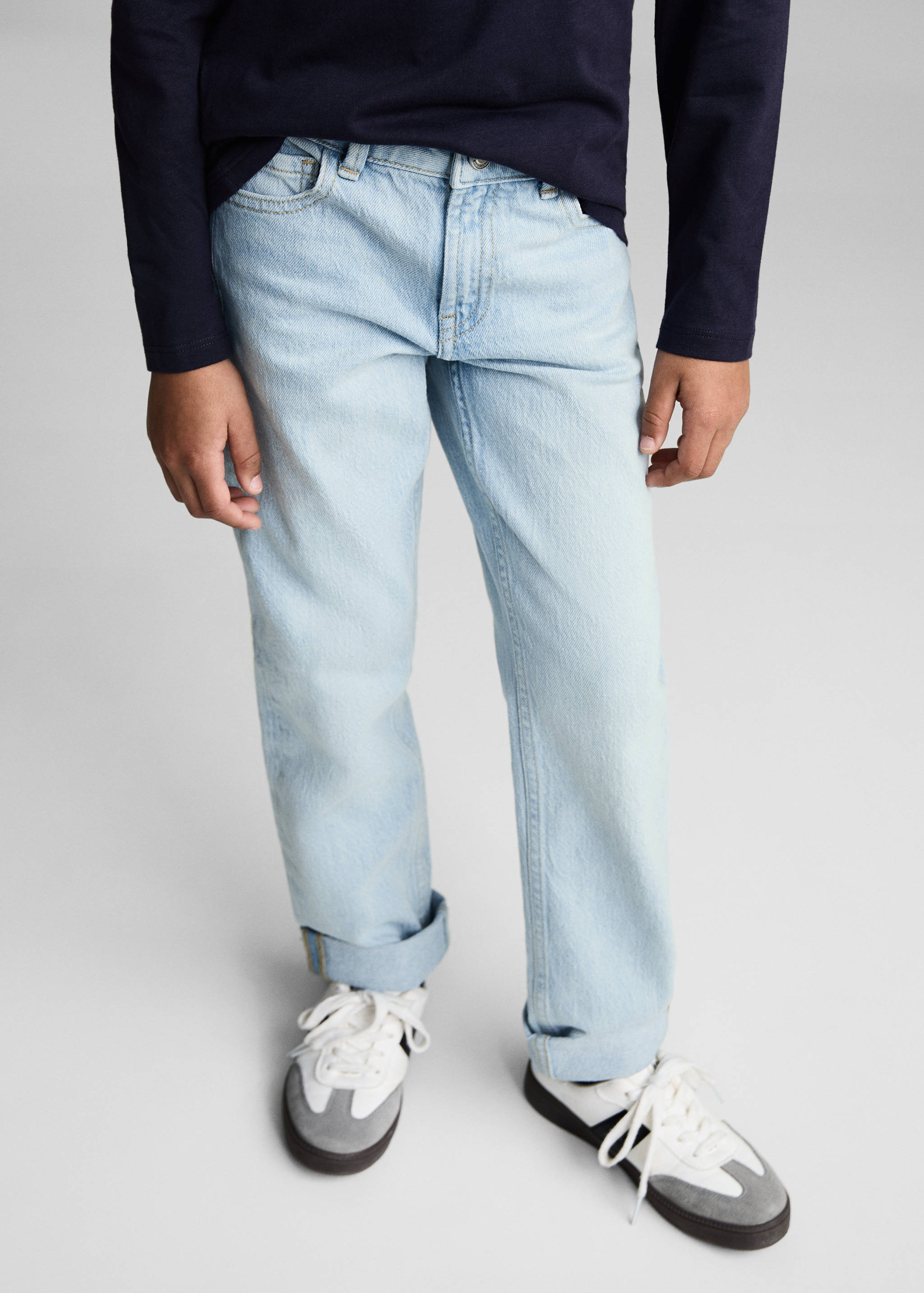 Straight jeans with turn-up - Medium plane