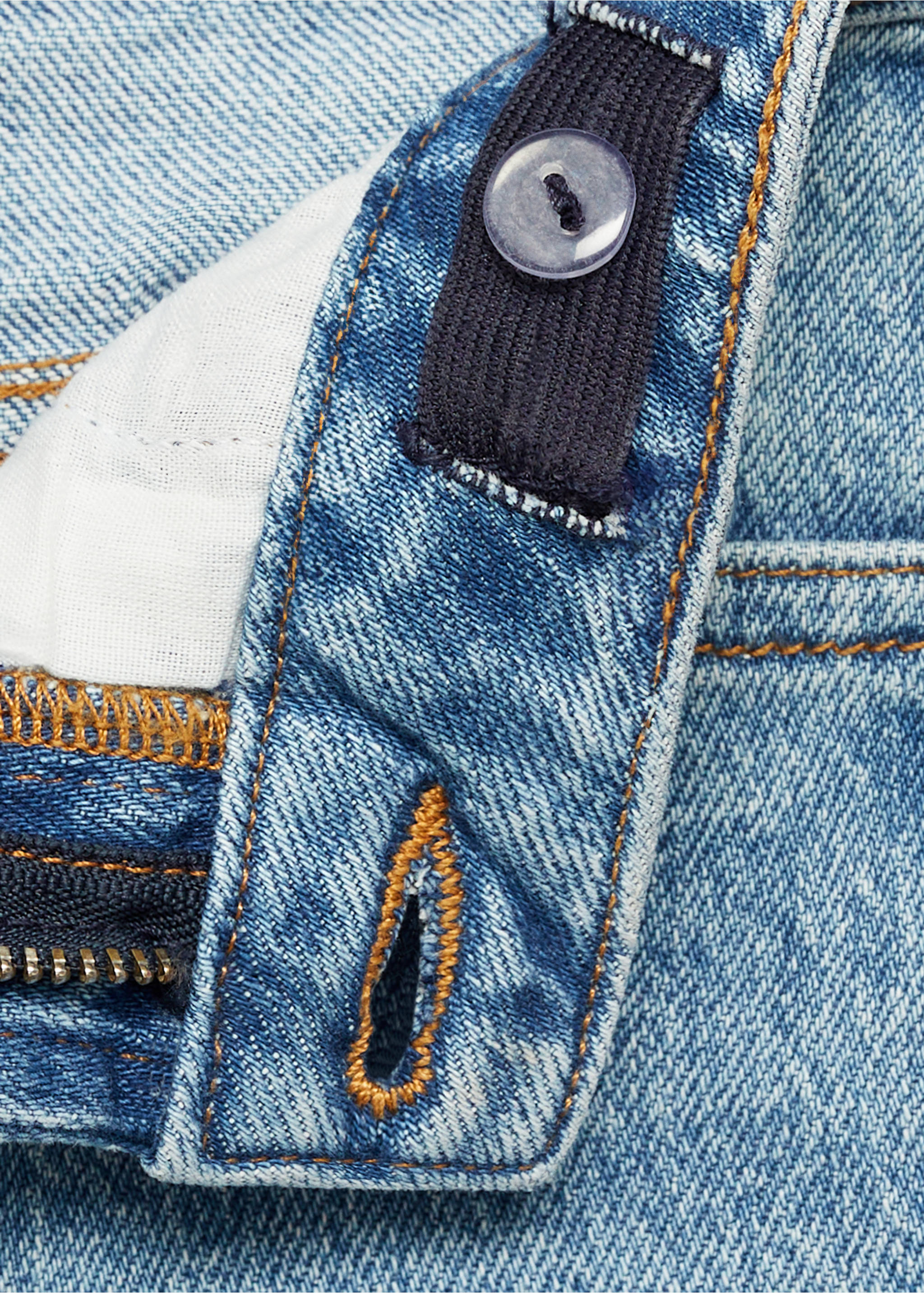 Straight jeans with turn-up - Details of the article 8, Medium Blue. Ref: 87020628-00.