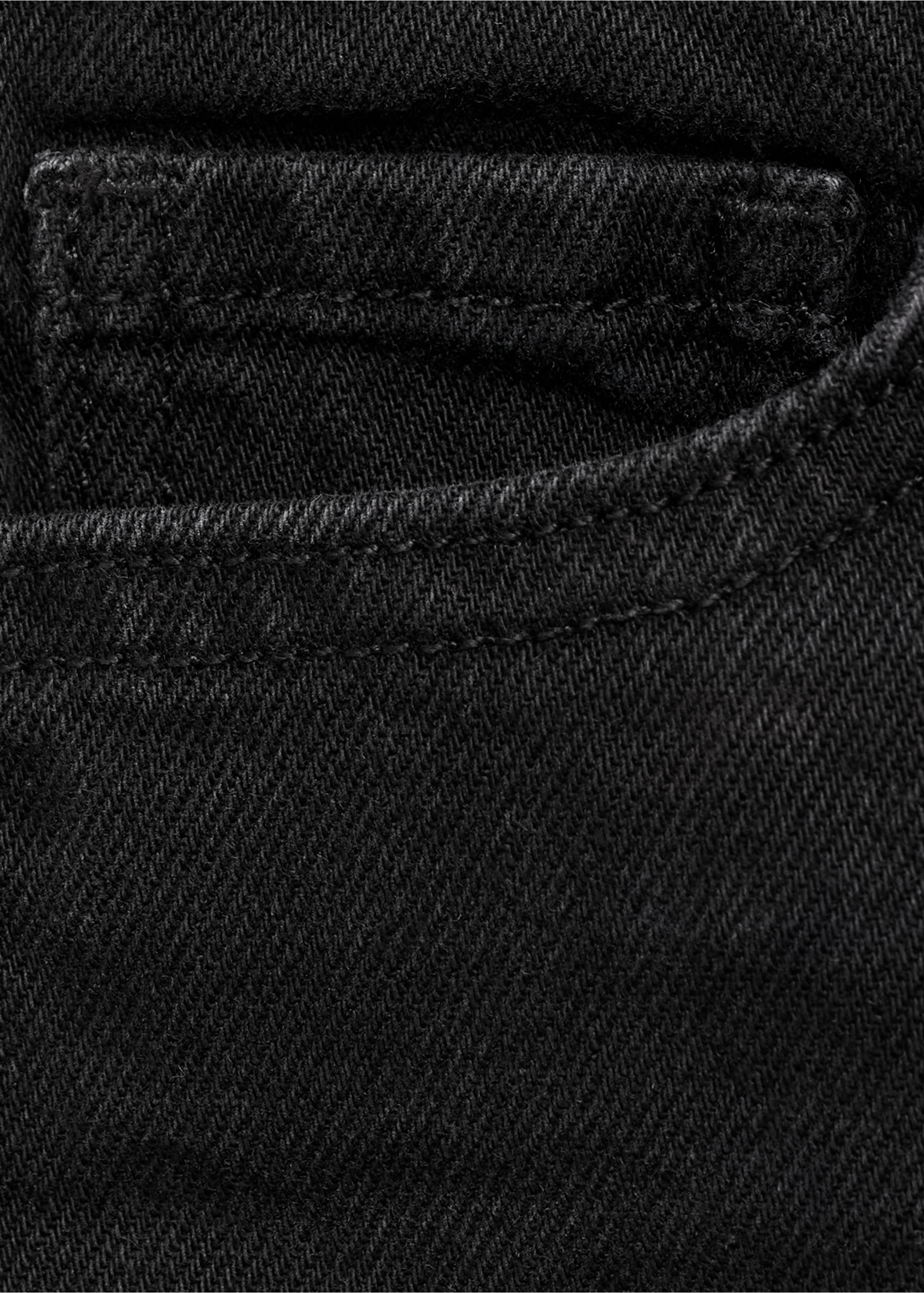 Straight jeans with turn-up - Details of the article 8, Black denim. Ref: 87020628-00.