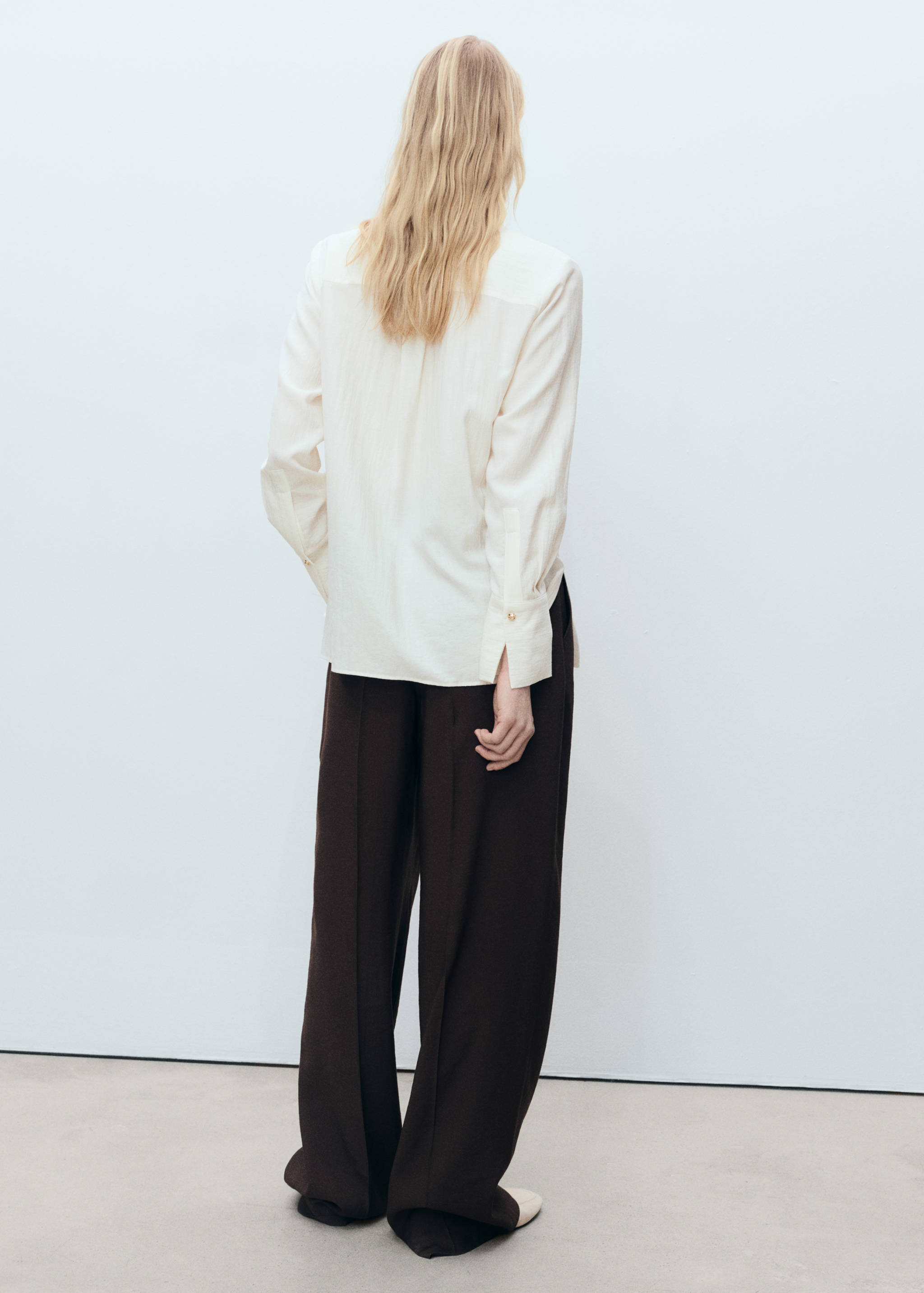 Fluid shirt with contrasting panel - Reverse of the article