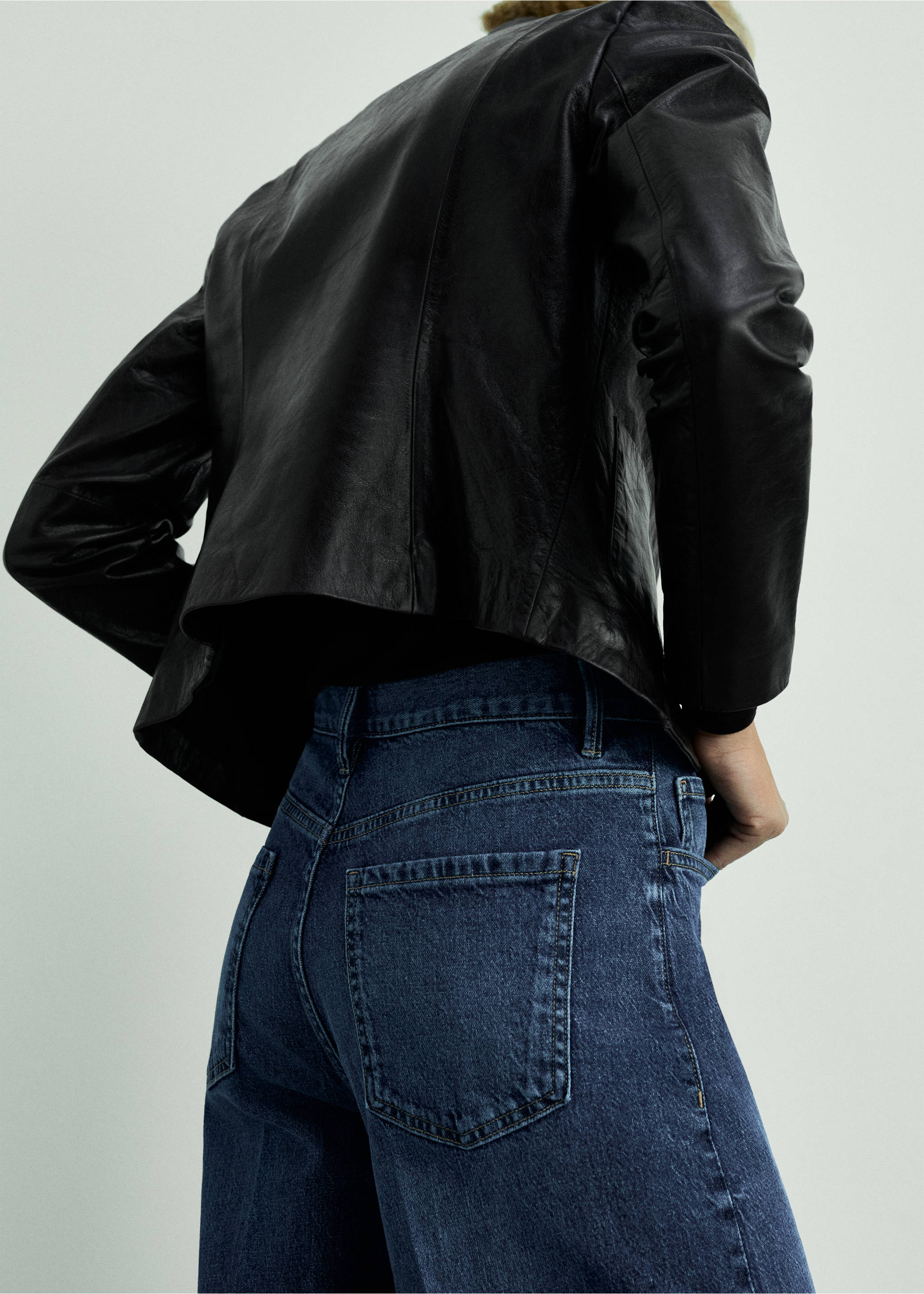 Jeans med hög midja och breda ben - Detaljer om artikeln 3, Mörkblå. Ref: 87020638-00.