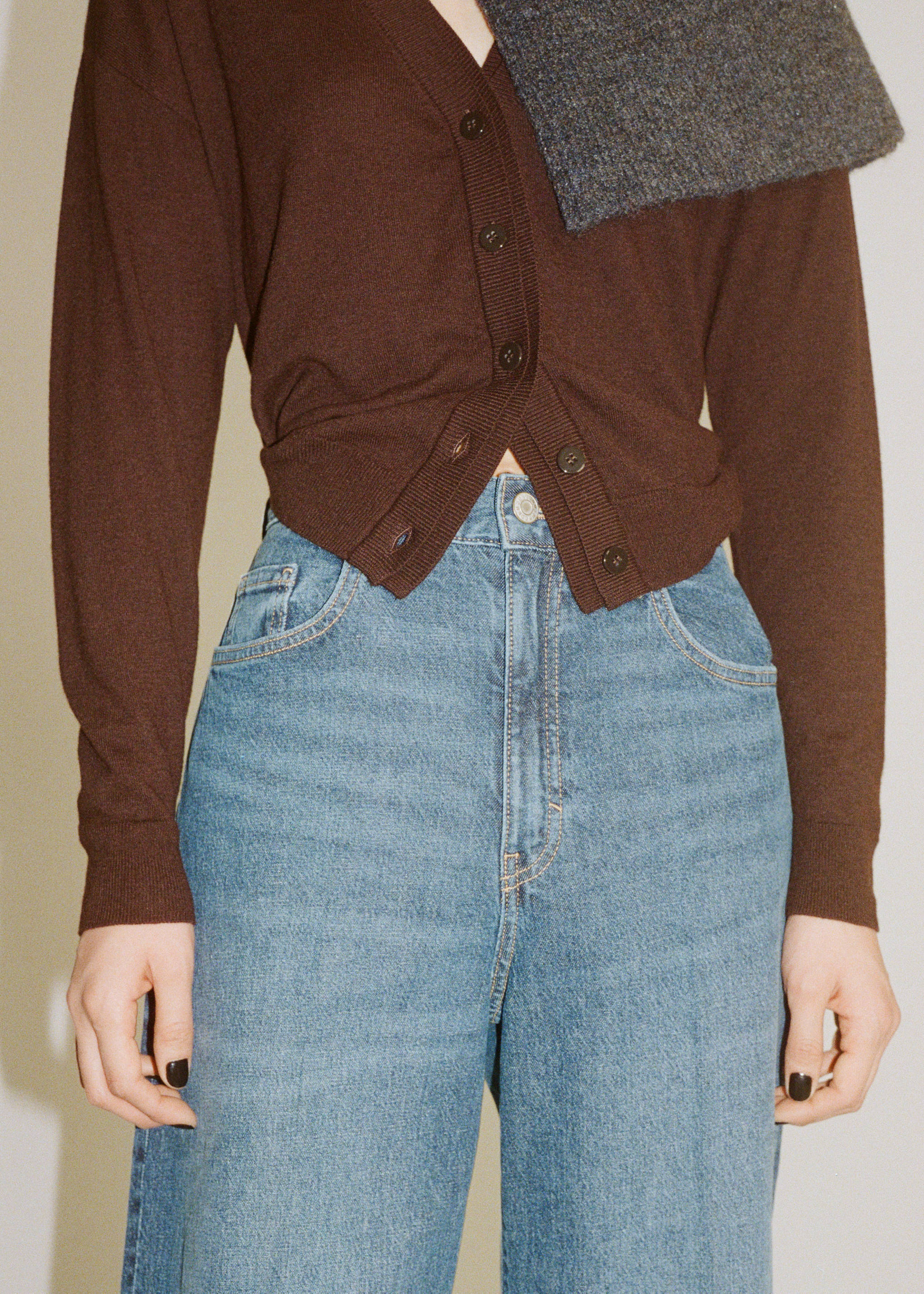 High-waisted wideleg jeans - Details of the article 9