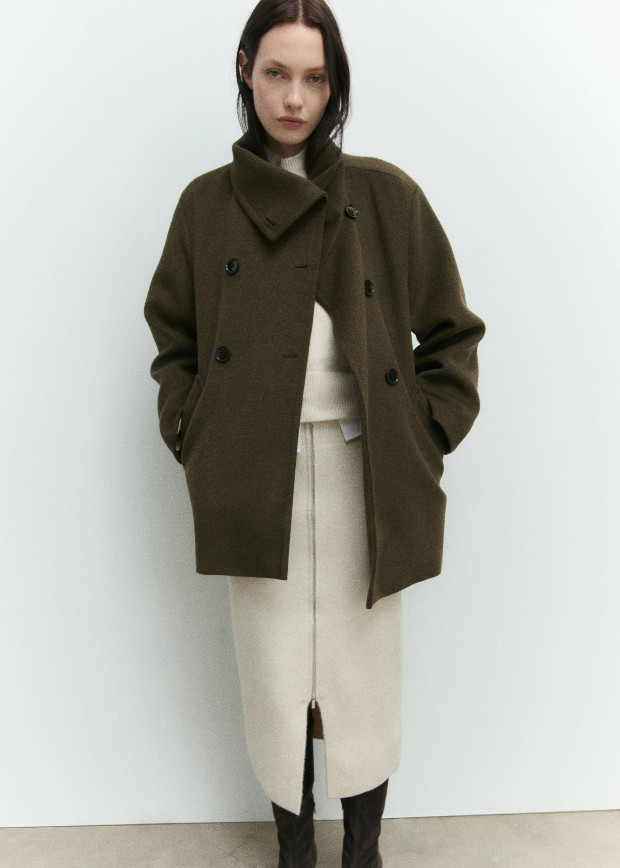Midi wool coat with wraparound collar - Details of the article 9, Khaki. Ref: 87020641-00.