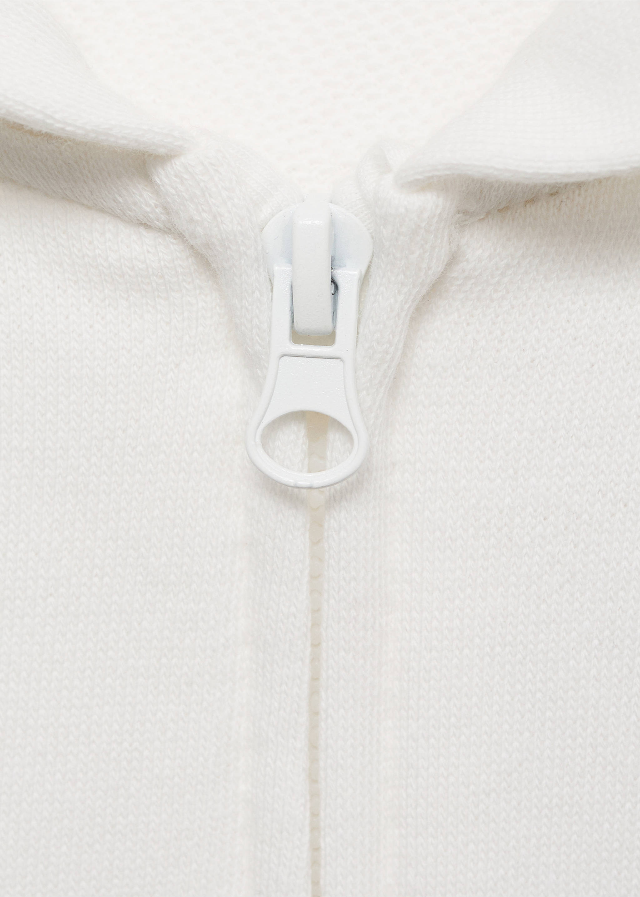 Hooded sweatshirt with ears - Details of the article 8, Off White. Ref: 87021046-00.