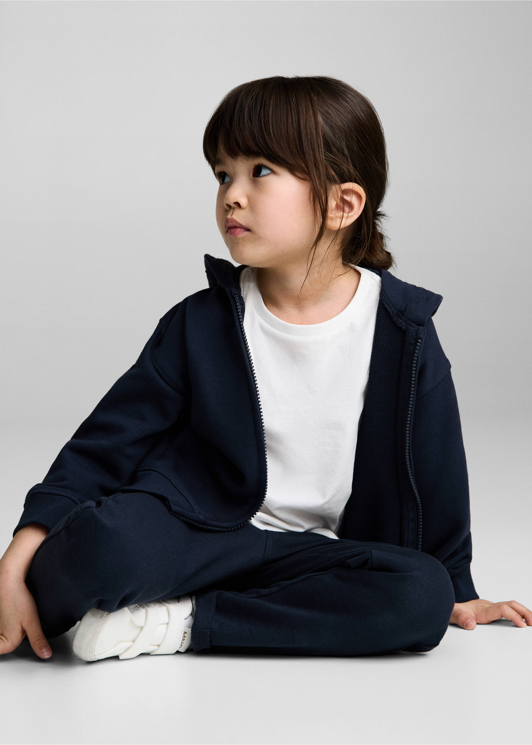 Mikina s kapucí a oušky - Detail zboží 2, Námořnická modrá. Ref: 87021046-00.