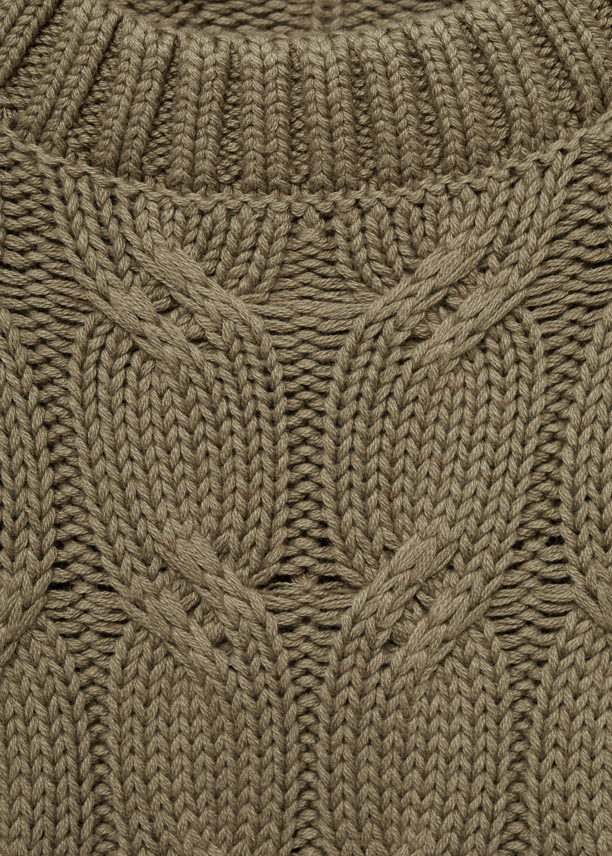 Pull-over maille torsadée - Détail de l'article 8