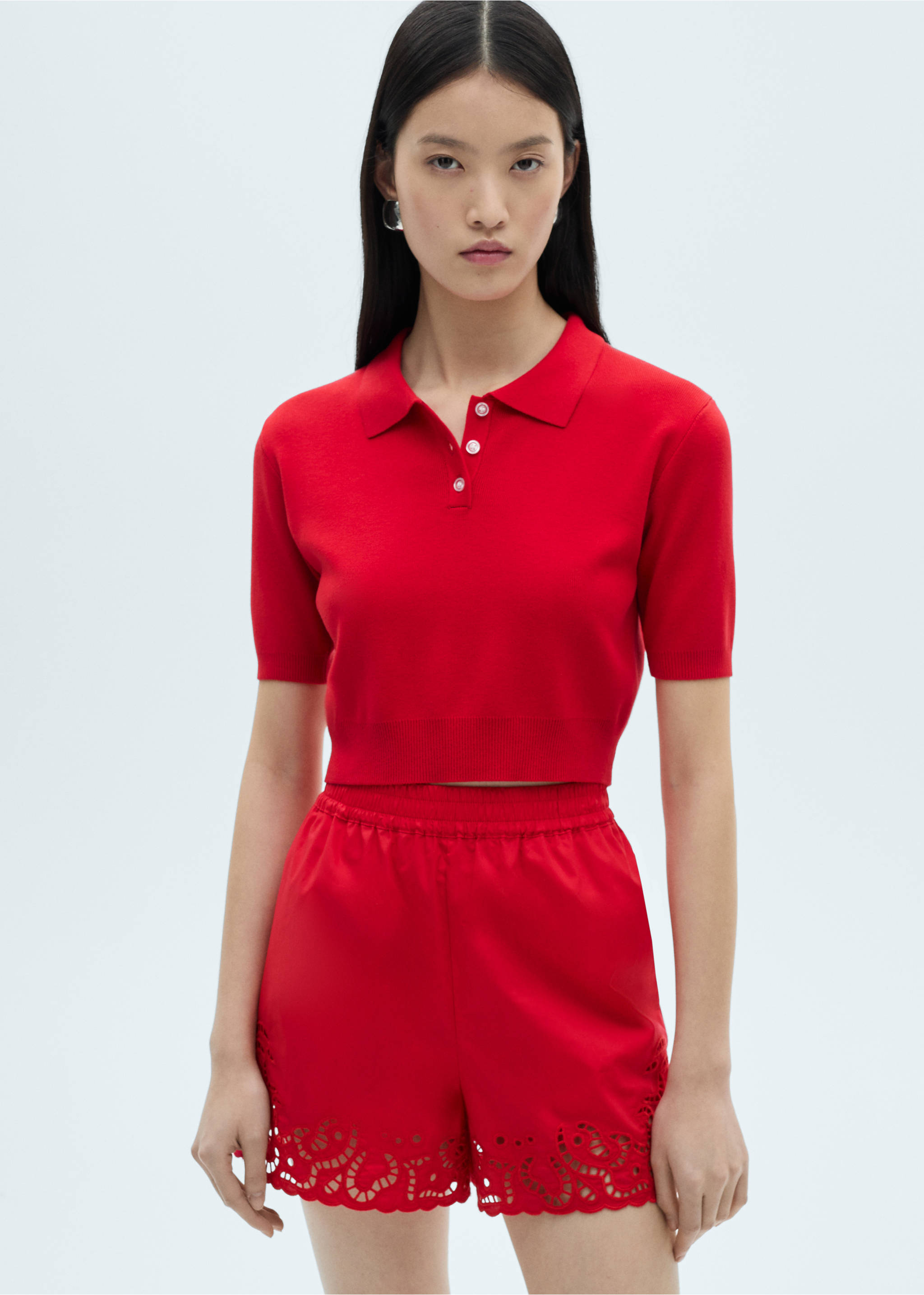 Cotton shorts with openwork details - Details of the article 2, Red. Ref: 87022533-00.