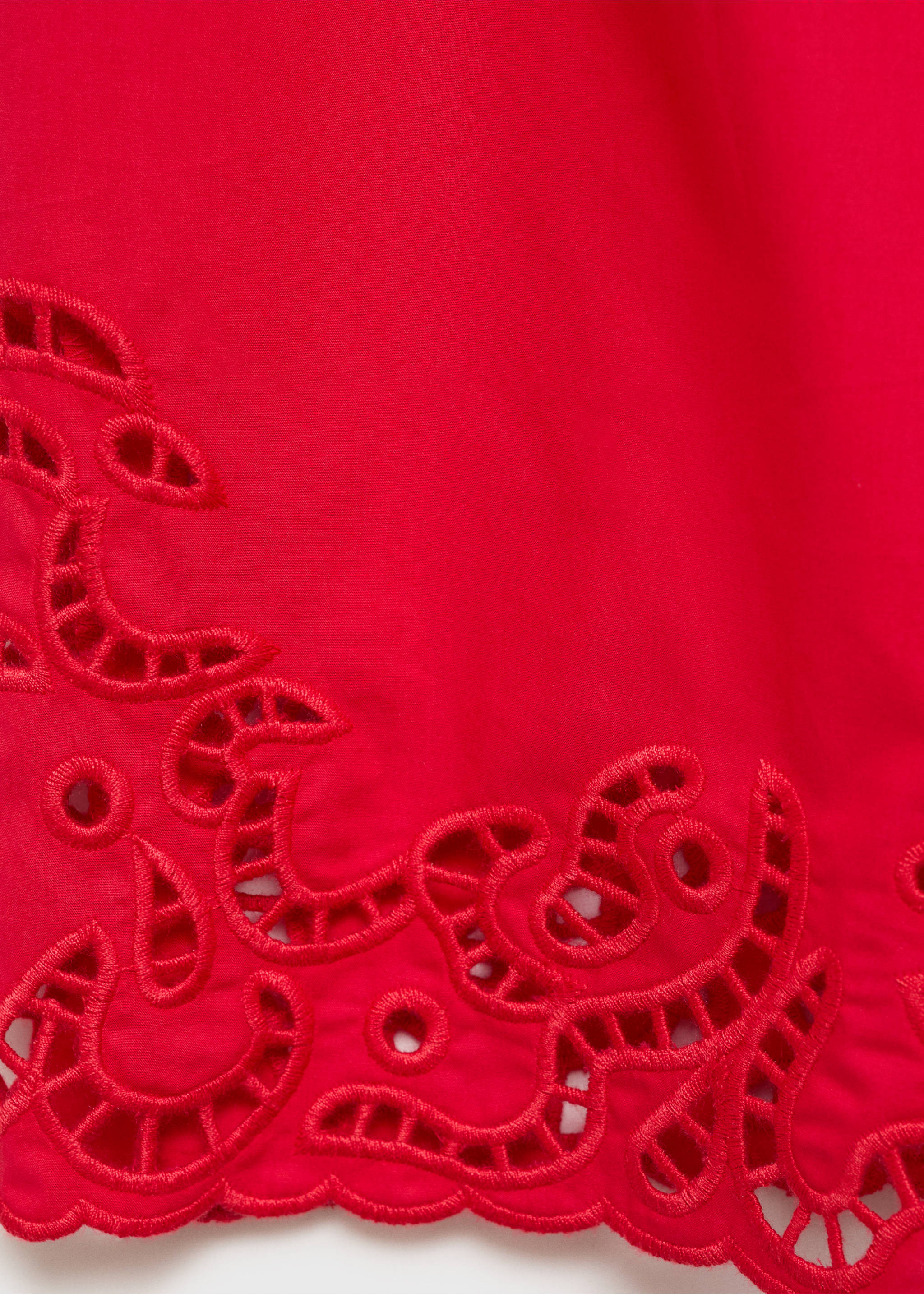 Cotton shorts with openwork details - Details of the article 0, Red. Ref: 87022533-00.
