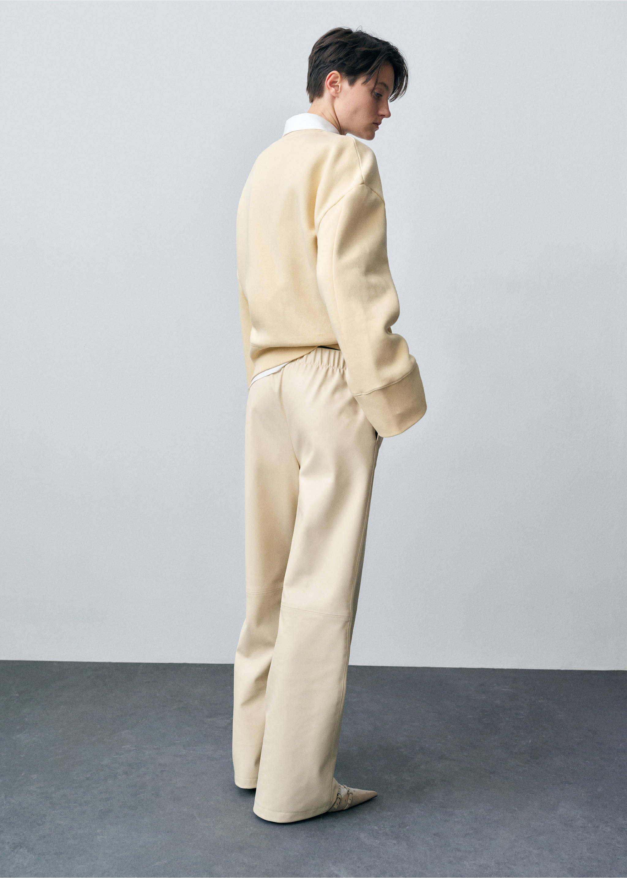 Pantalón wideleg efecto piel - Reverso del artículo, Crudo. Ref: 87022539-00.