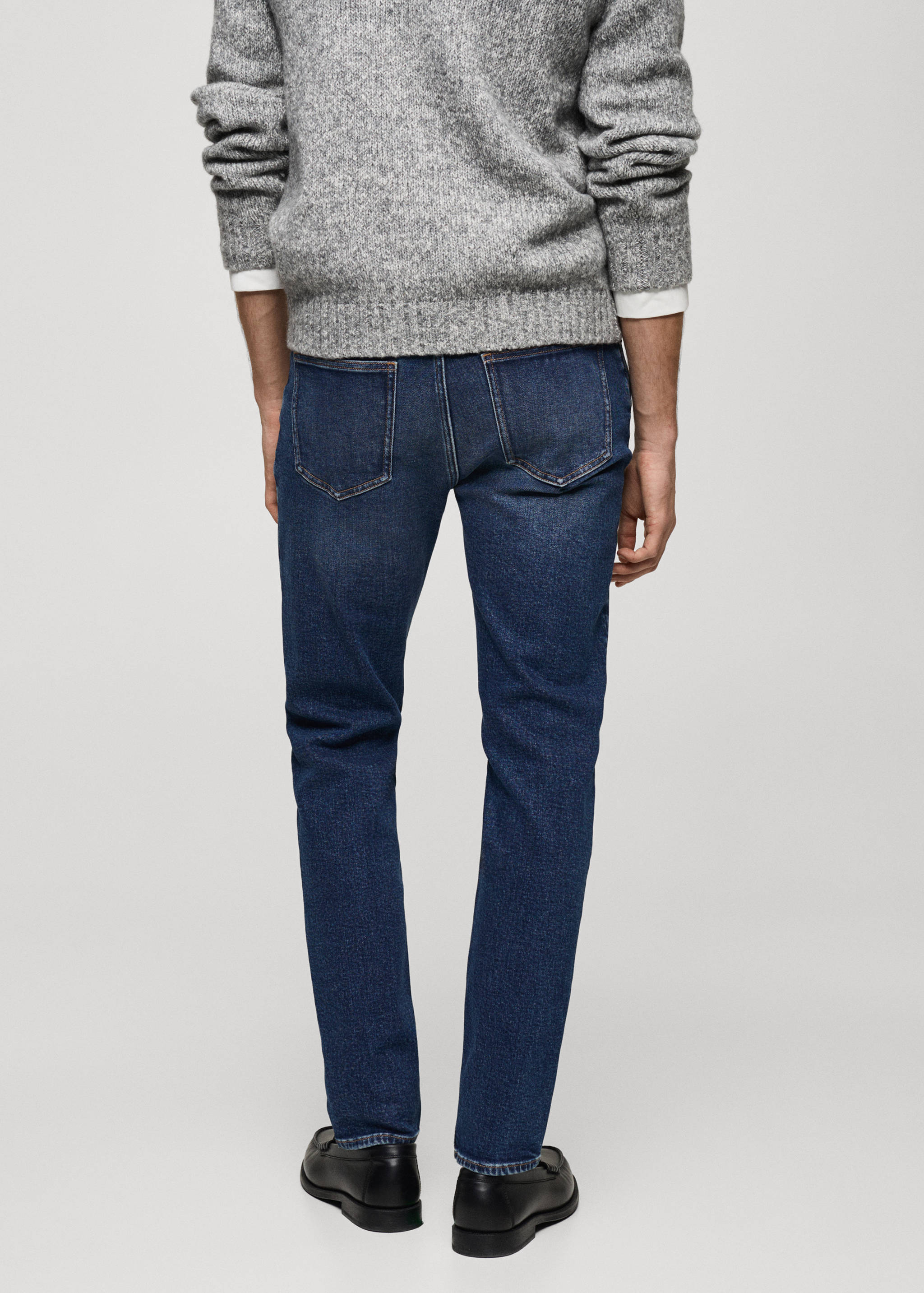 Jean Jan slim-fit délavé foncé effet usé - Verso de l’article