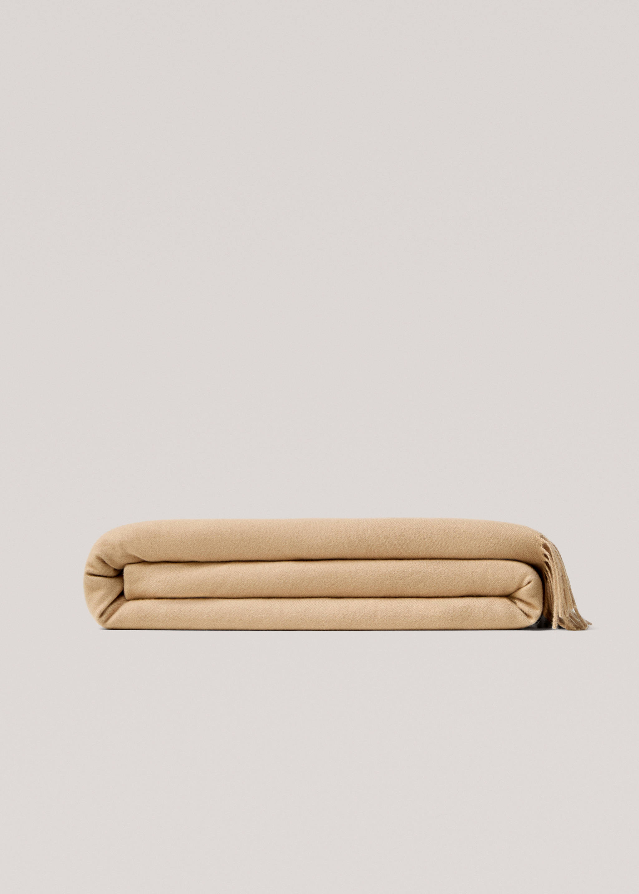 Blanket detail fringes - Article without model
