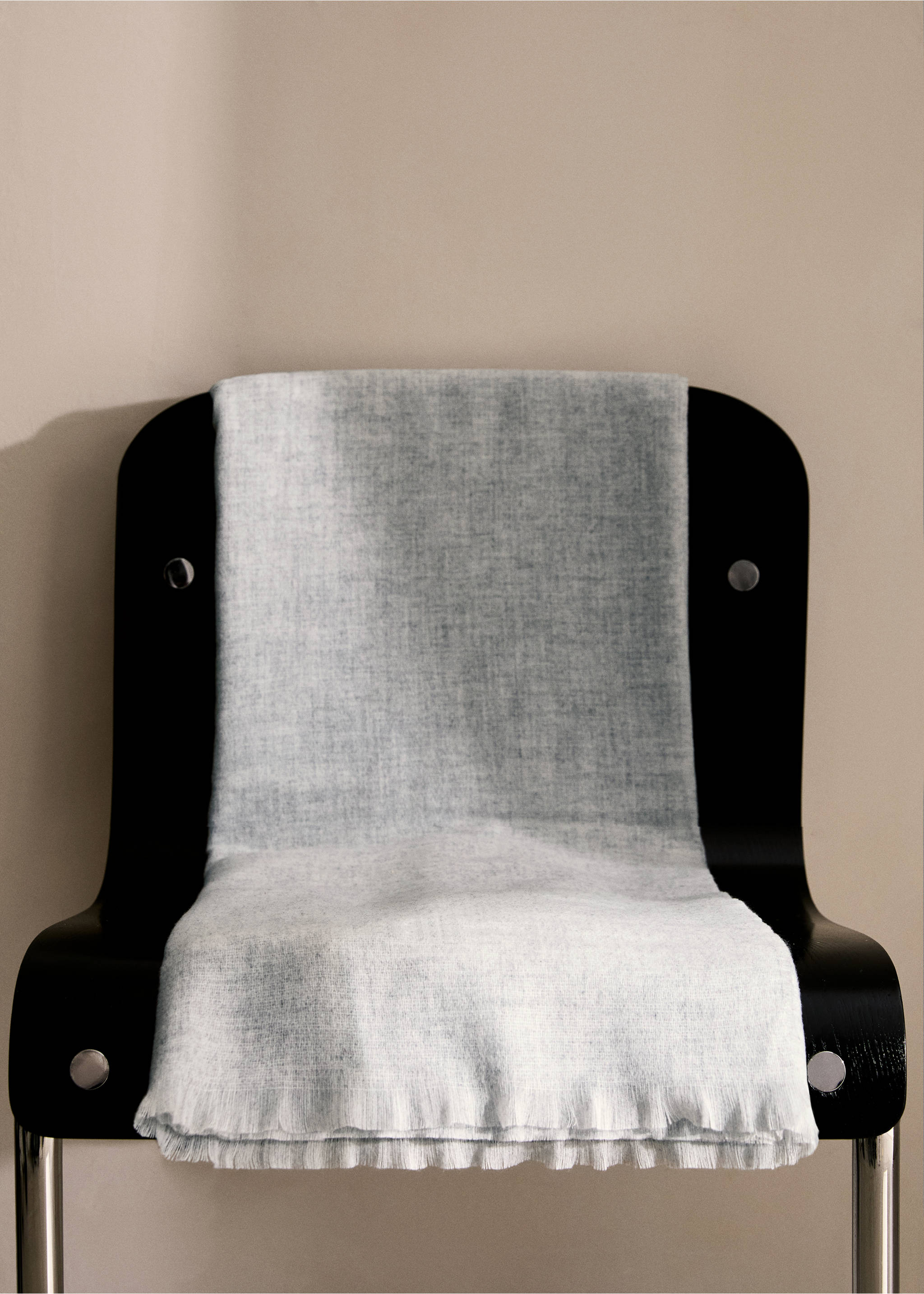 Manta suave melange - Plano general, Gris claro/pastel. Ref: 87022897-00.