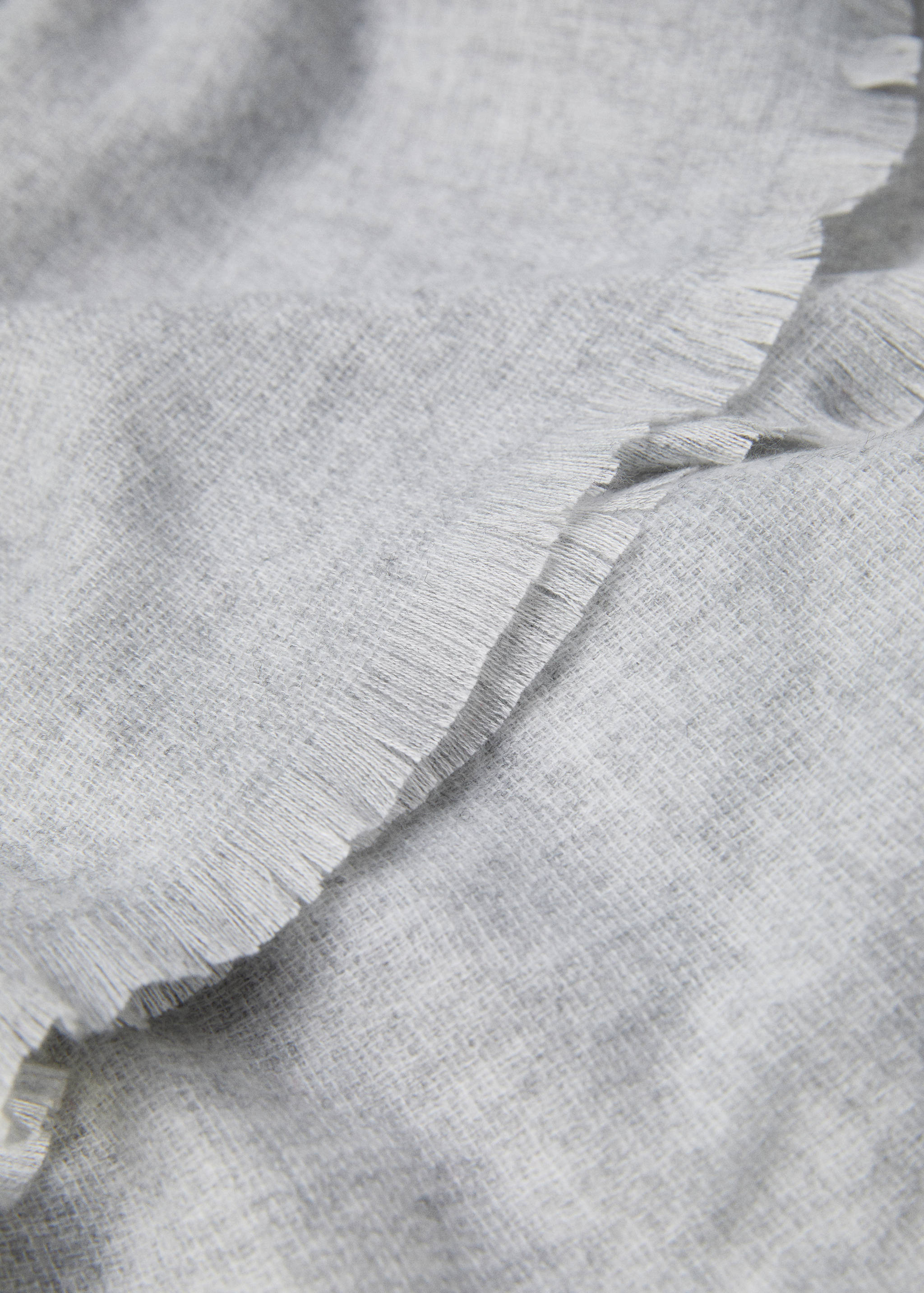 Soft melange blanket - Details of the article 2