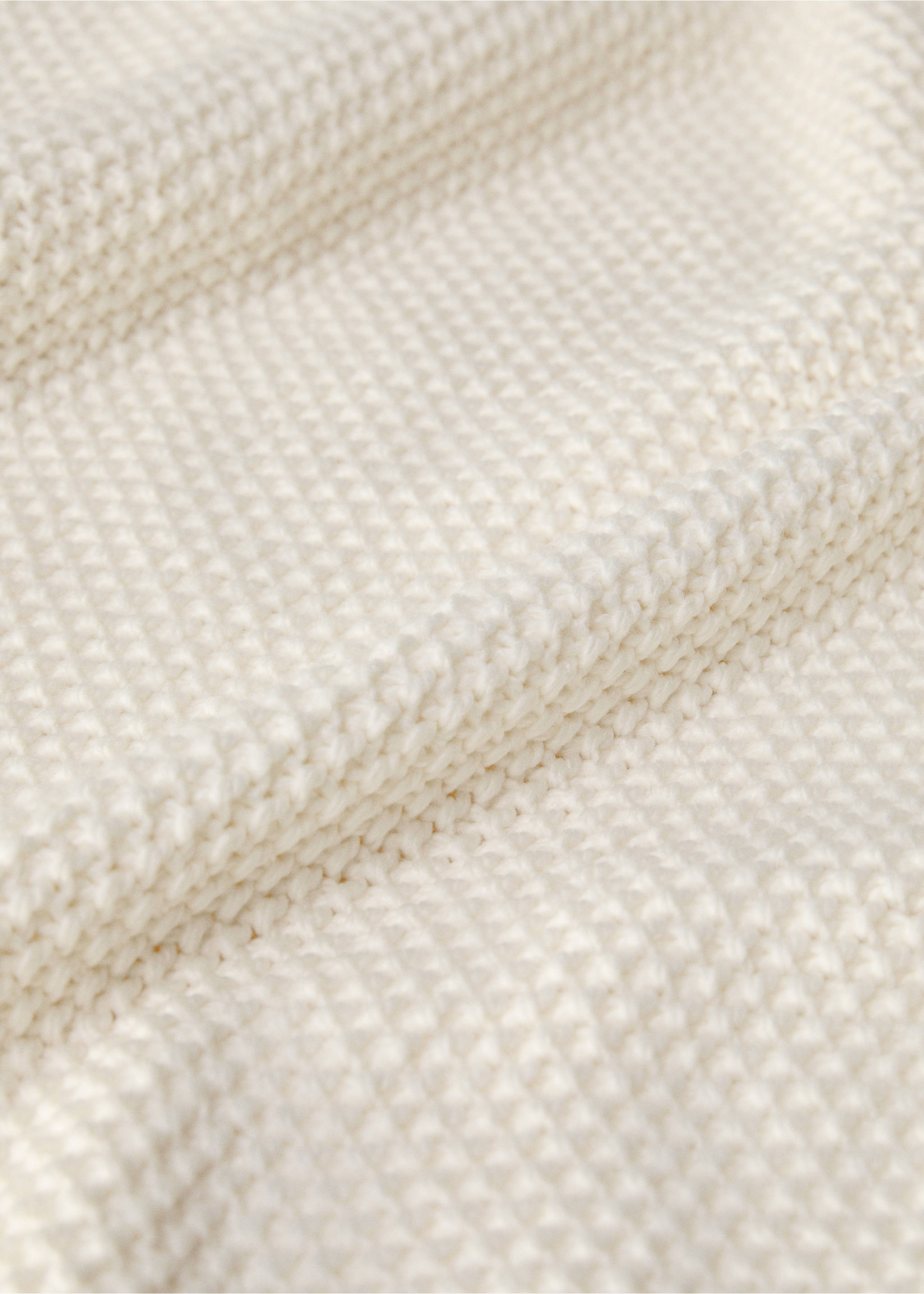 Knitted blanket with design - Details of the article 1, Off White. Ref: 87022898-00.