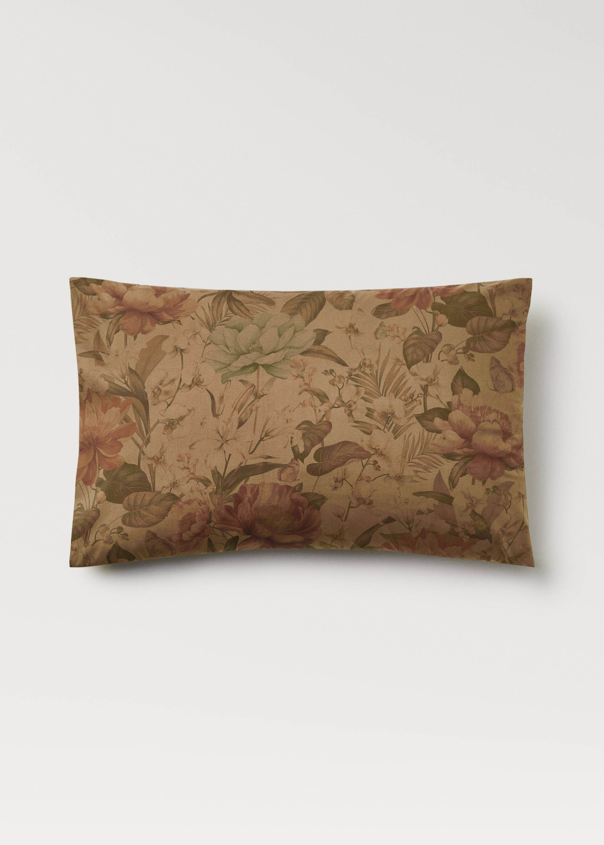Two cotton percale multi-coloured floral-print pillowcases 50x75 cm - Article without model