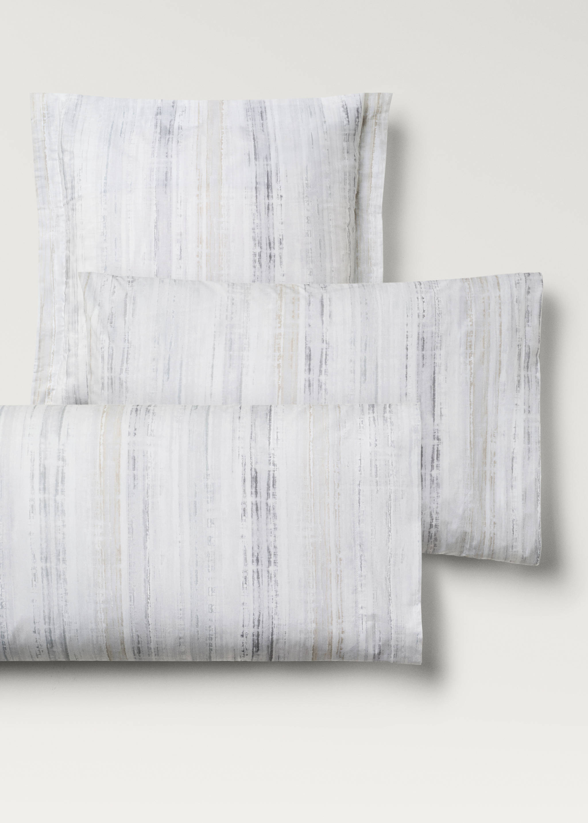 Two cotton percale blurred-print pillowcases 50x75 cm - Details of the article 4