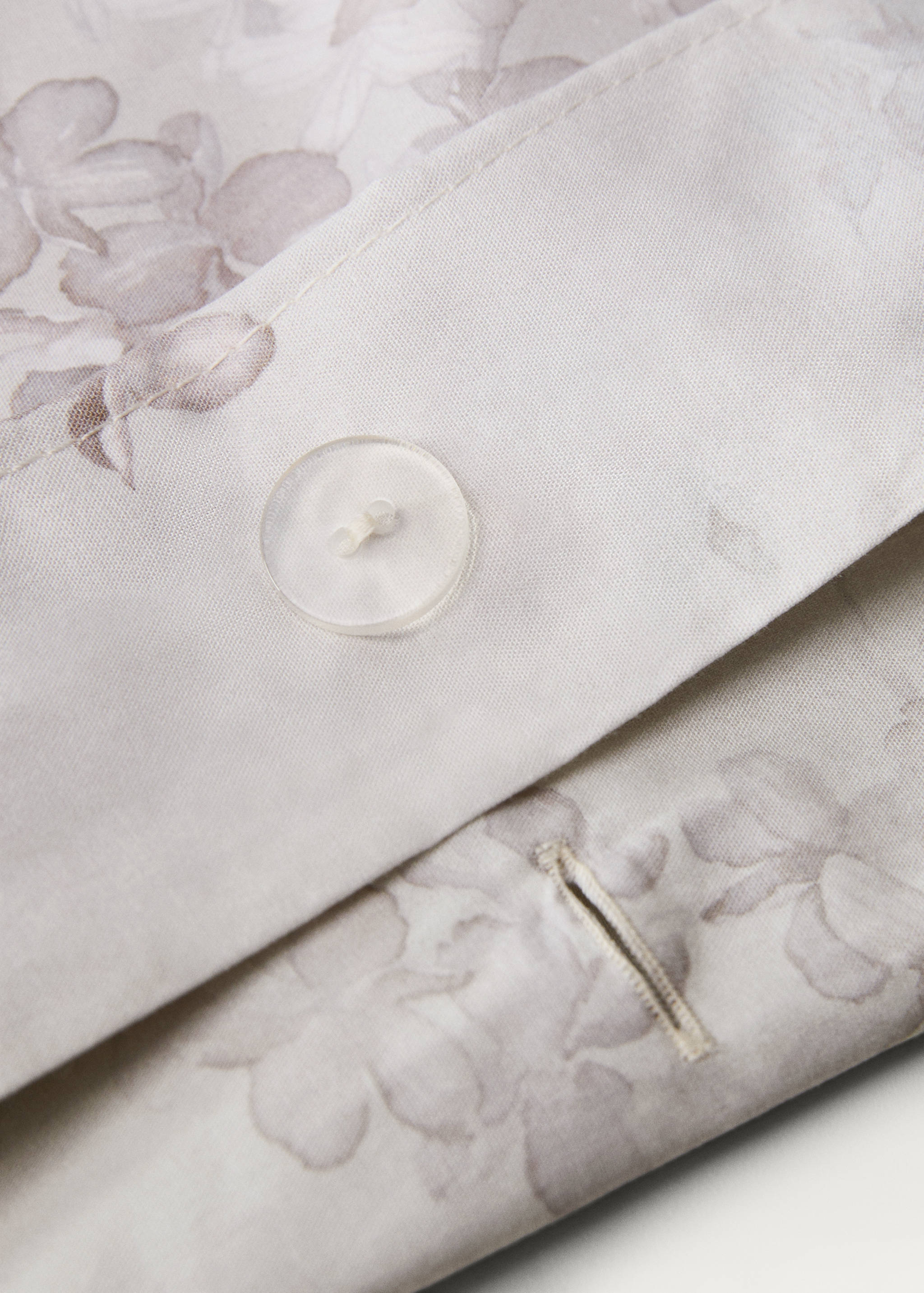 Percale cotton duvet cover with romantic floral print Queen bed - Details of the article 3