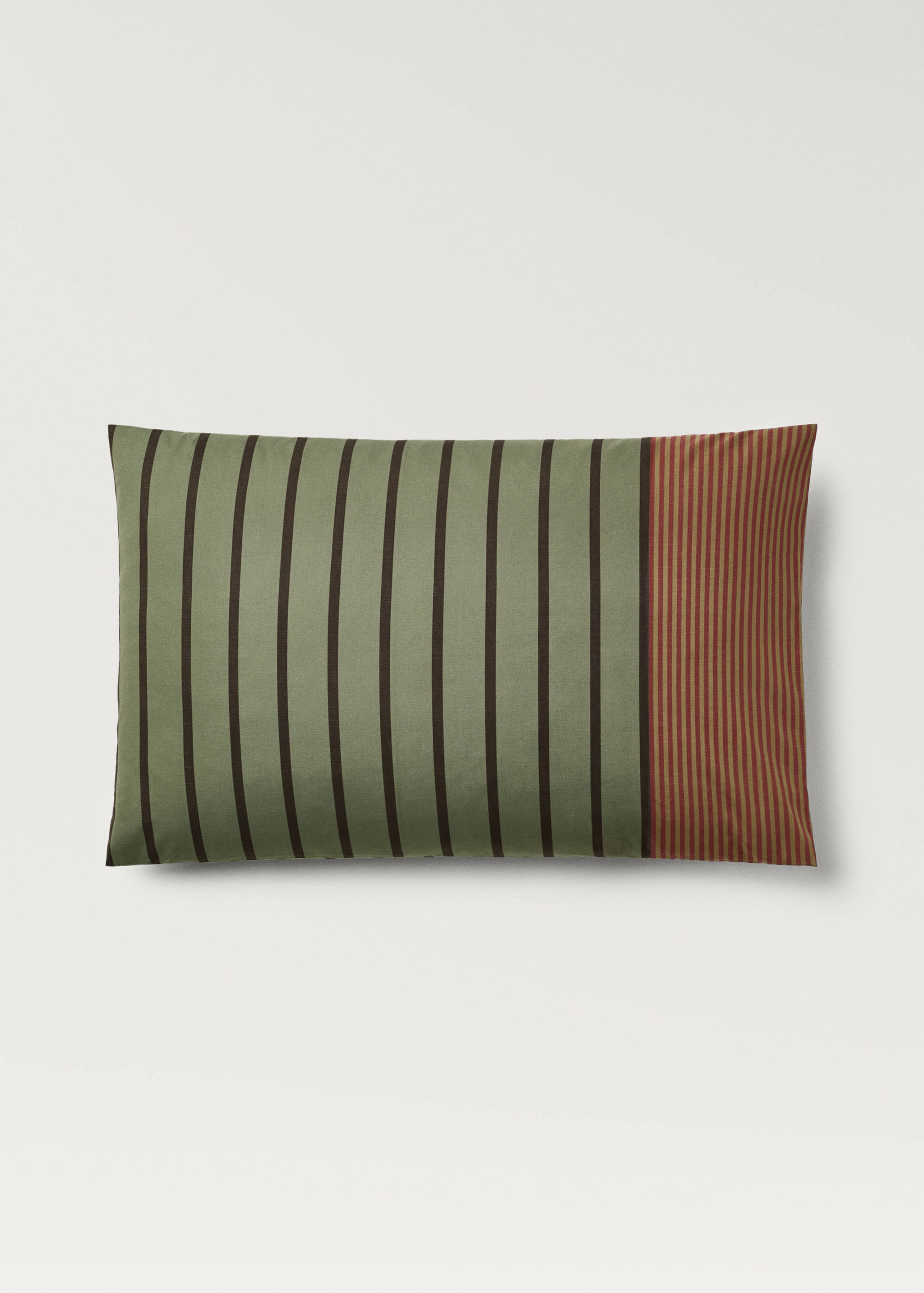 Dva bavlněné perkálové povlaky na polštáře s více pruhy 50x75 cm - Zboží bez modelu
