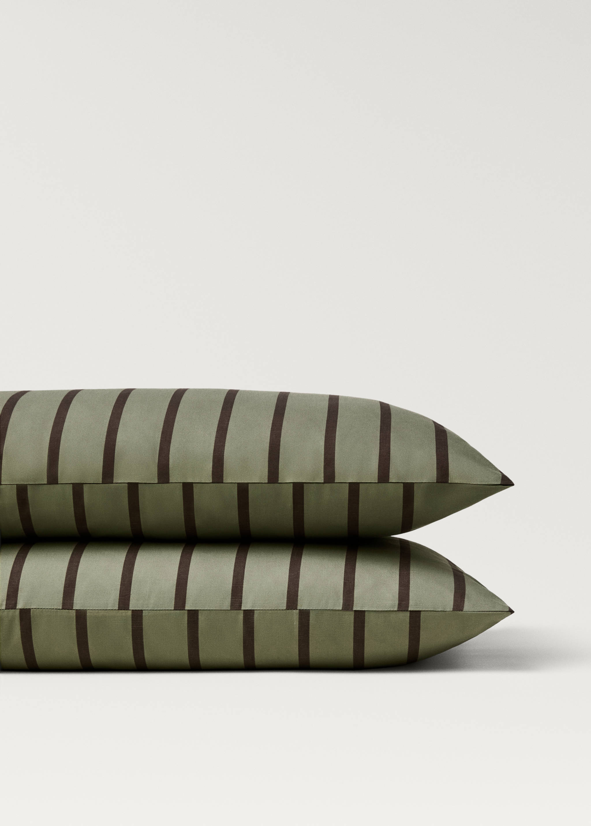 Dva bavlněné perkálové povlaky na polštáře s více pruhy 50x75 cm - Detail zboží 1