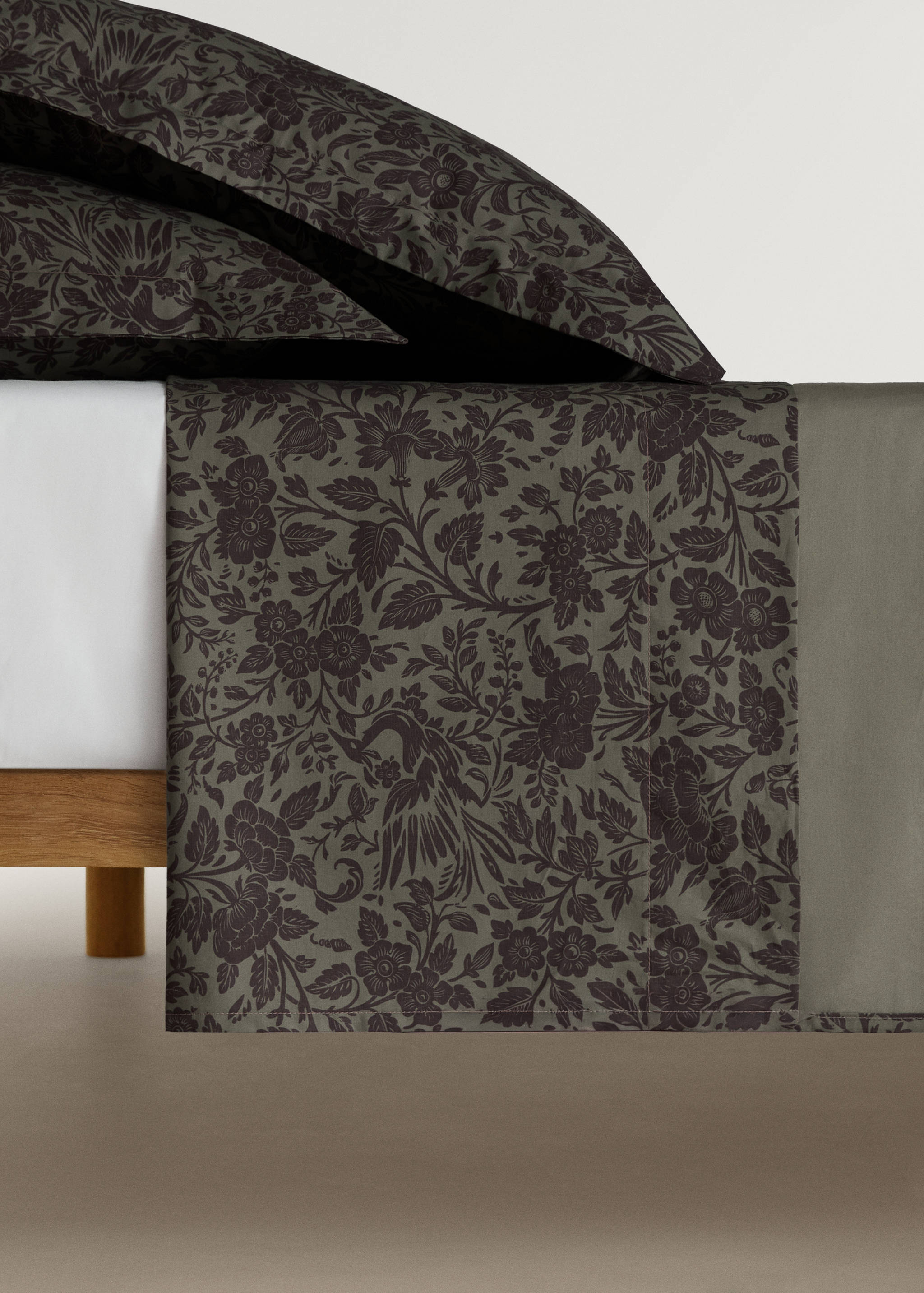 Percale cotton printed two-tone floral flat sheet King bed - Article without model