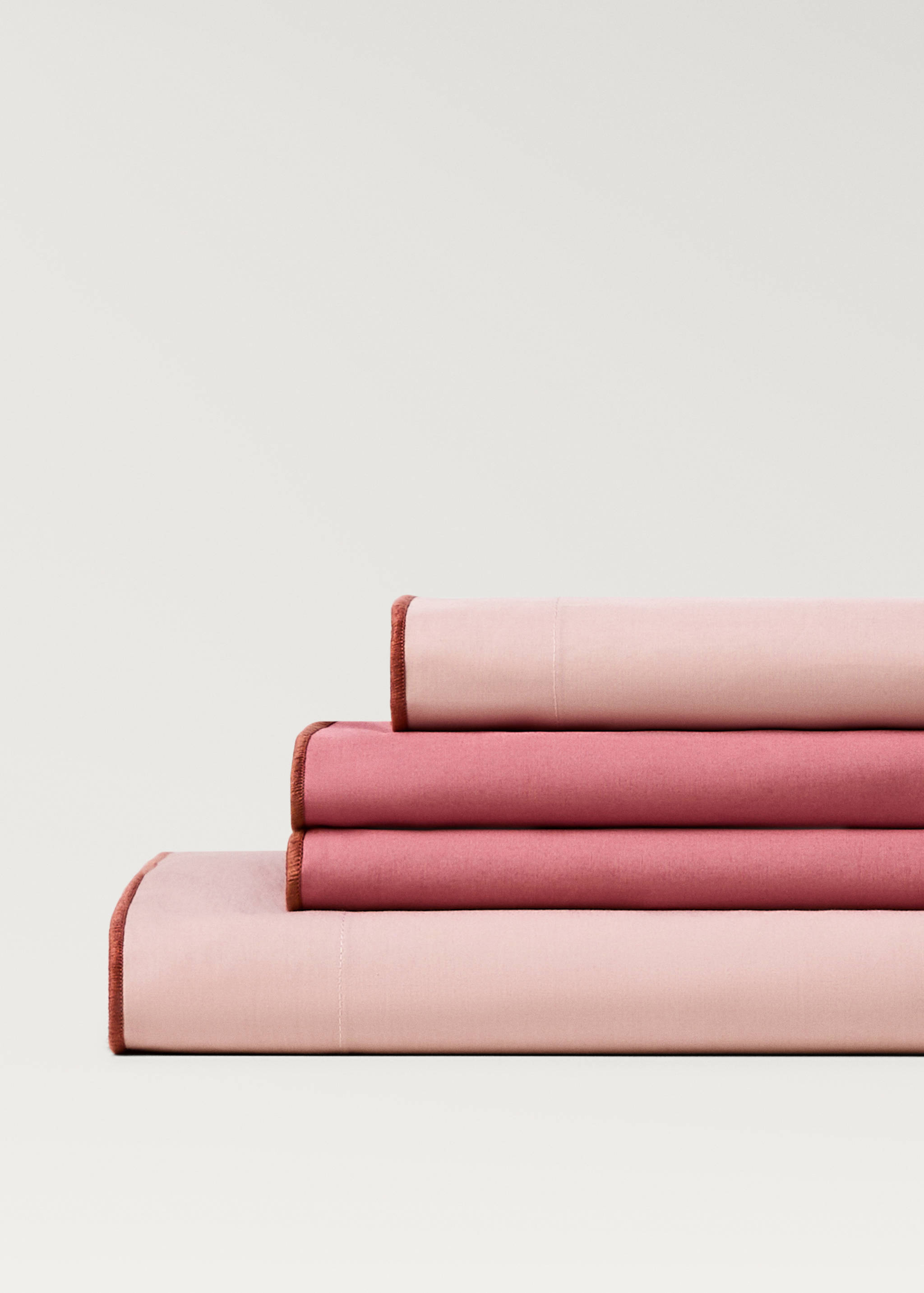 Kontrast-Overlock-Bettlaken für ein 90 cm Bett - Detail des Artikels 1