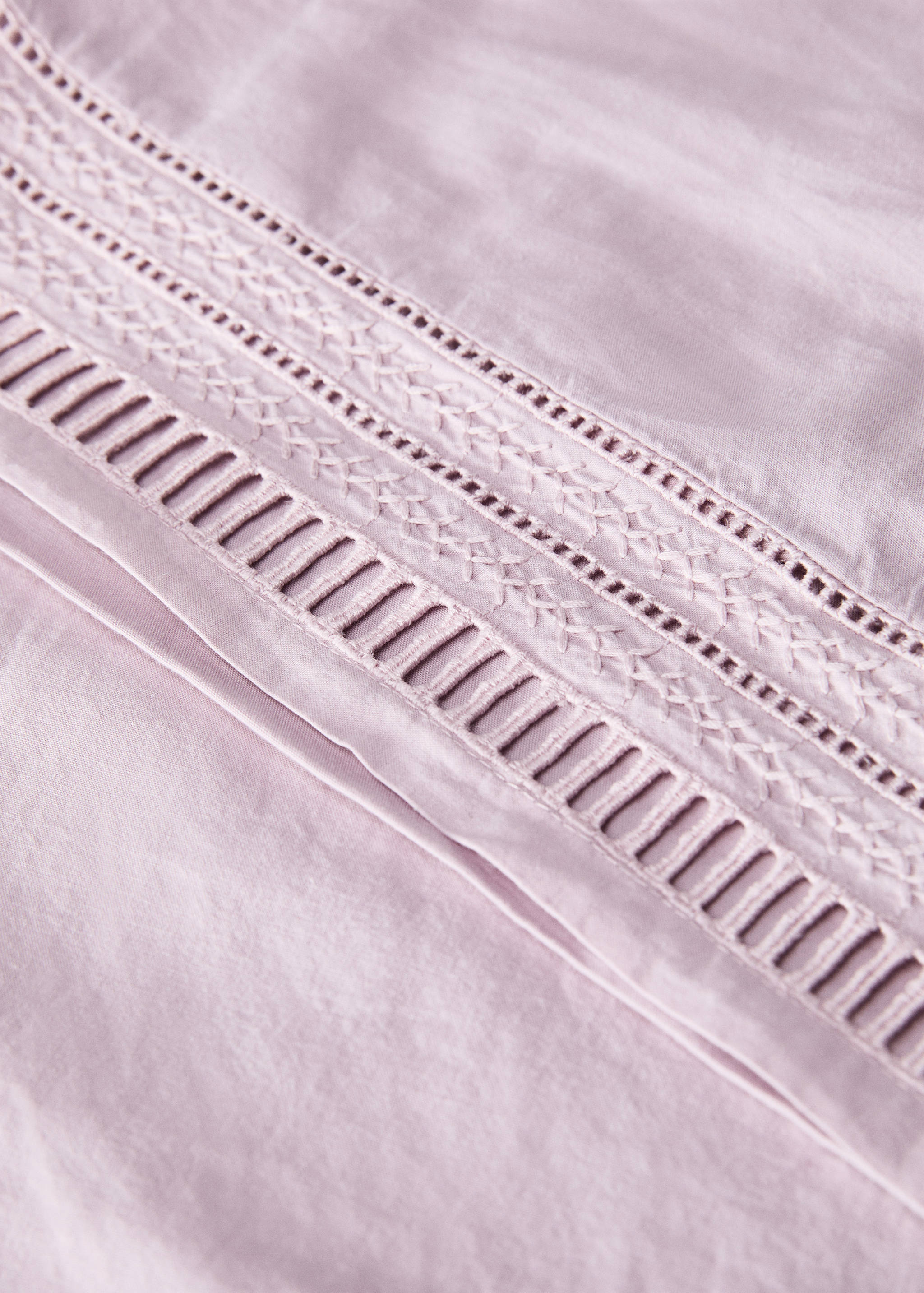 Two pillowcases with embroidered finish 50x75 cm - Details of the article 2