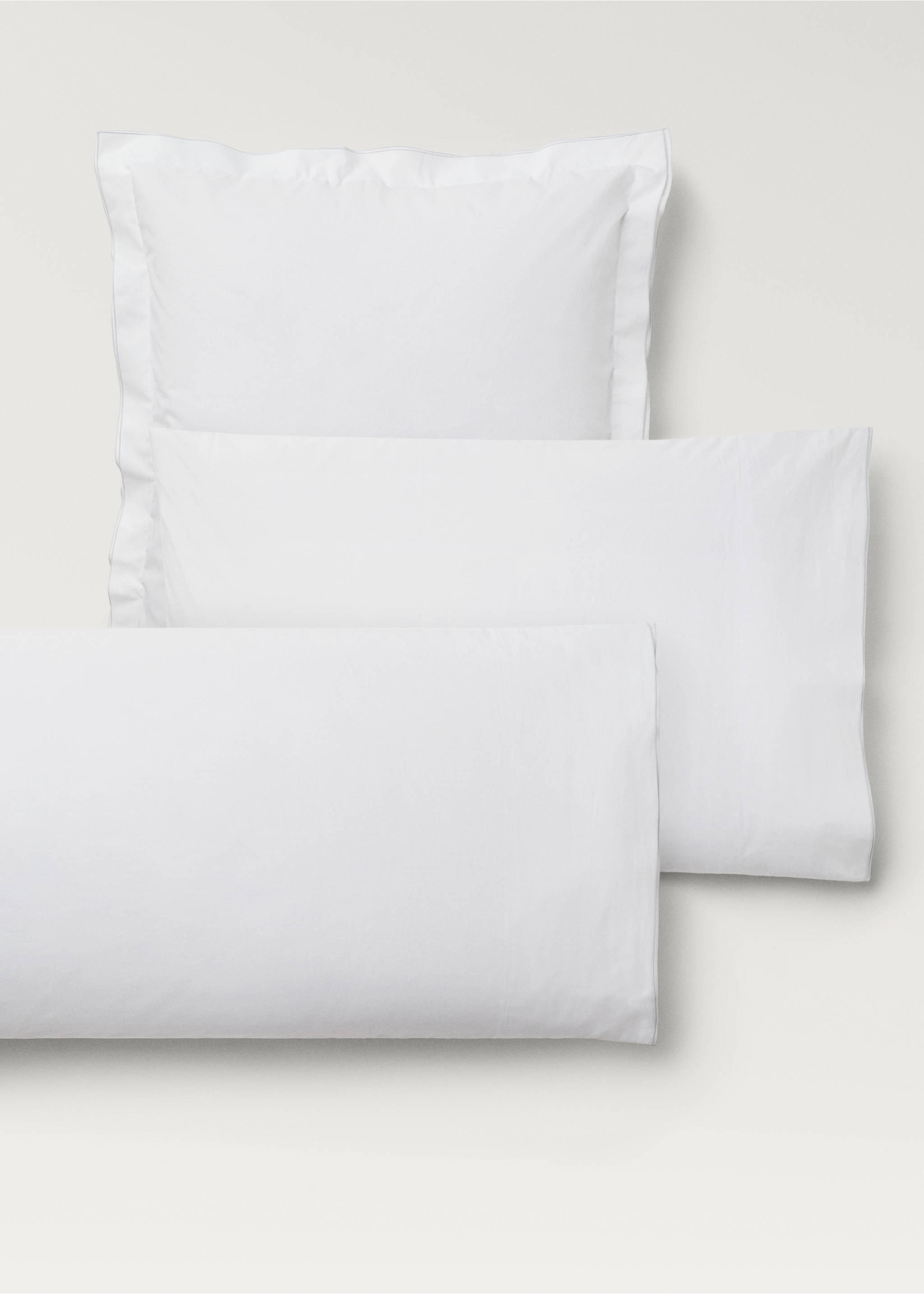 Two cotton percale pillowcases with double overlock 60x60 cm - Details of the article 4, Light/Pastel Grey. Ref: 87022971-00.