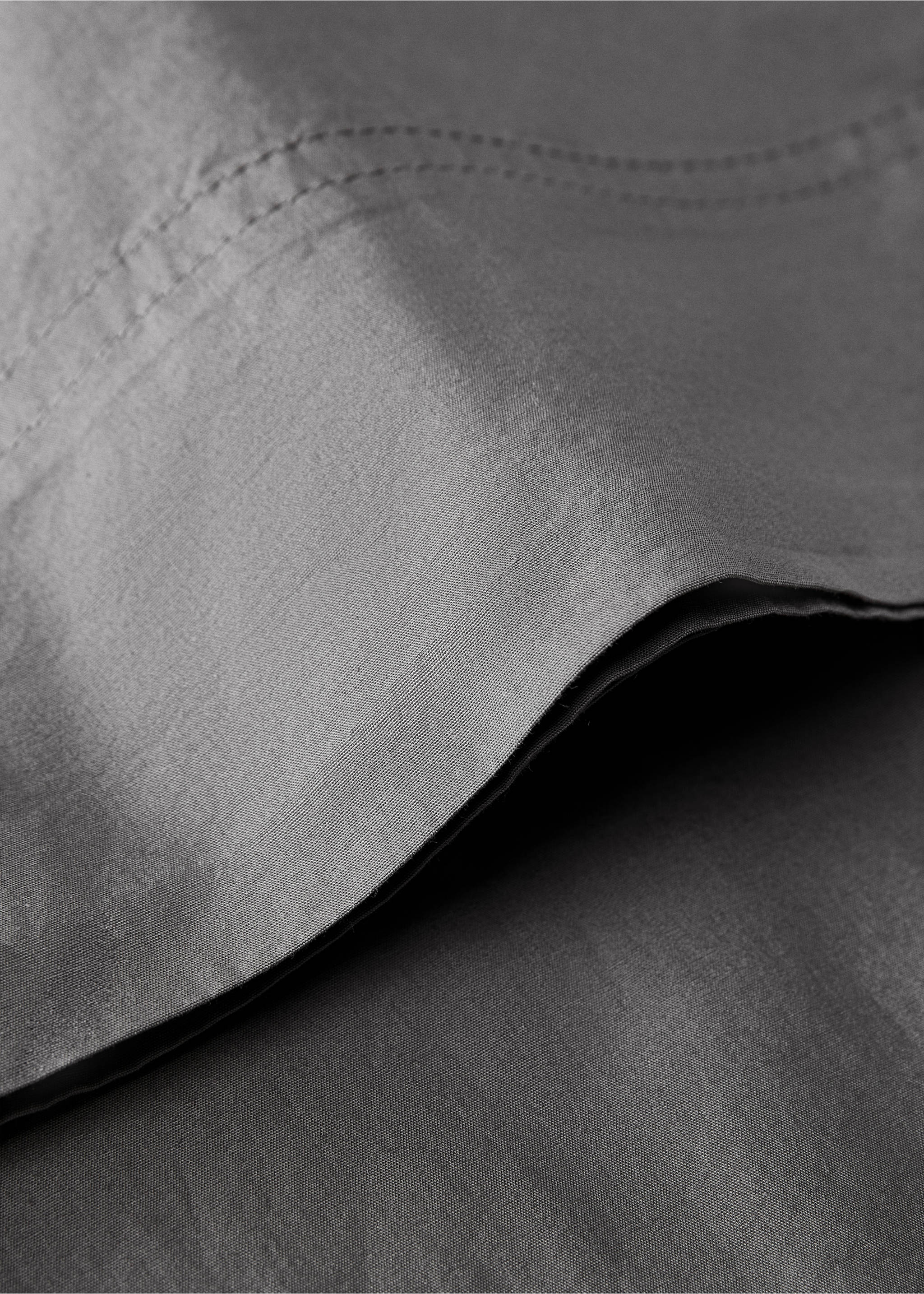 Cotton poplin double-stitched top sheet for 90 cm bed - Details of the article 1, Medium Grey. Ref: 87023030-00.