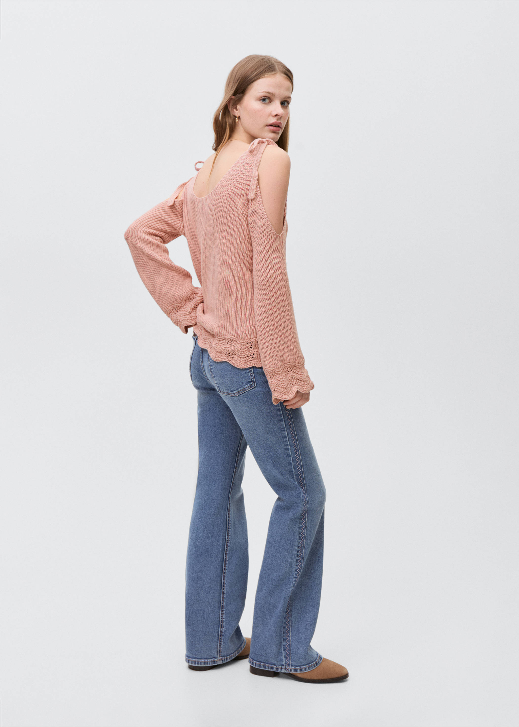 Cut-Out-Sweatshirt - Rückseite des Artikels, Pastellrosa. Ref: 87023278-00.