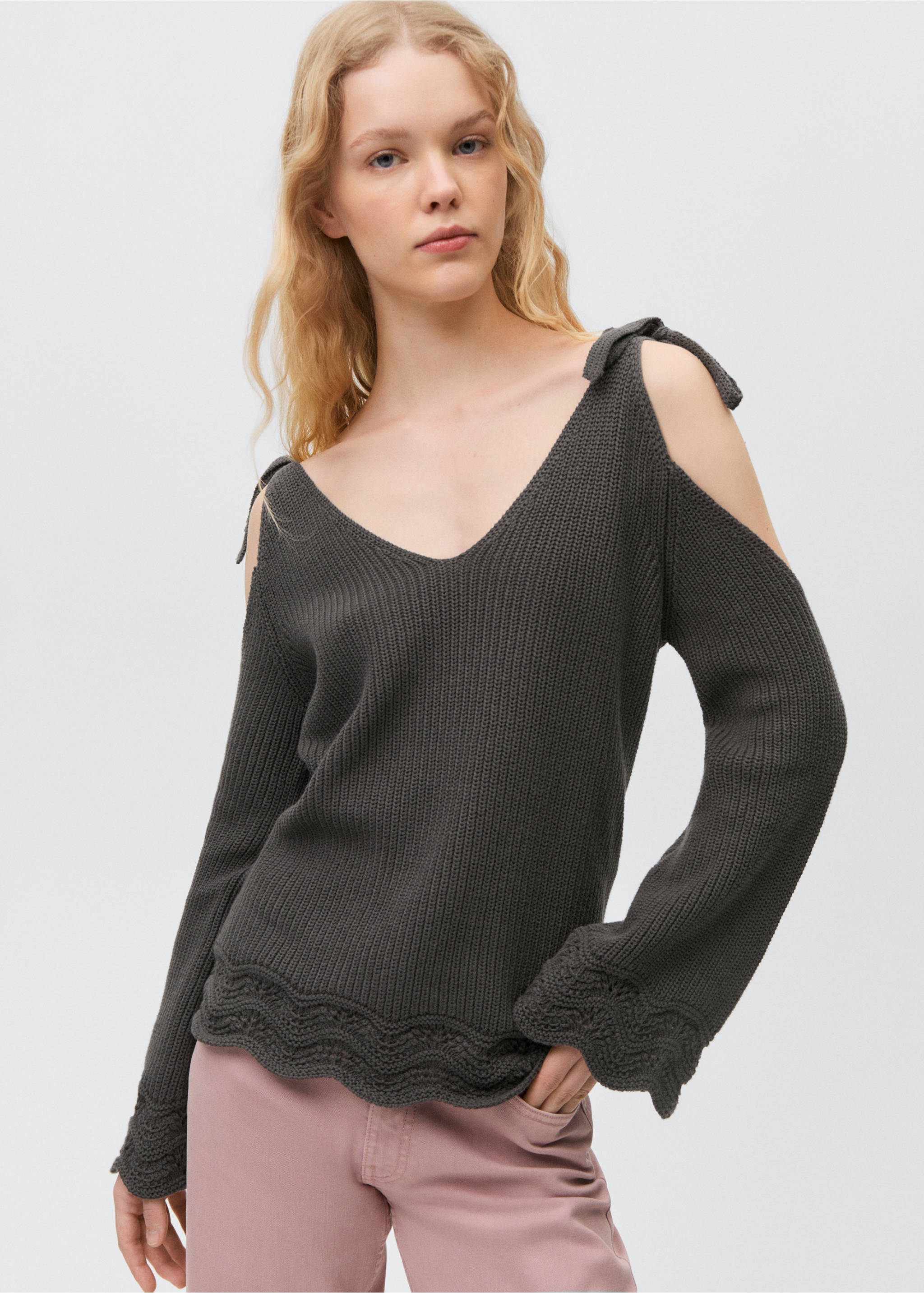 Cut-Out-Sweatshirt - Mittlere Ansicht, Anthrazit. Ref: 87023278-00.
