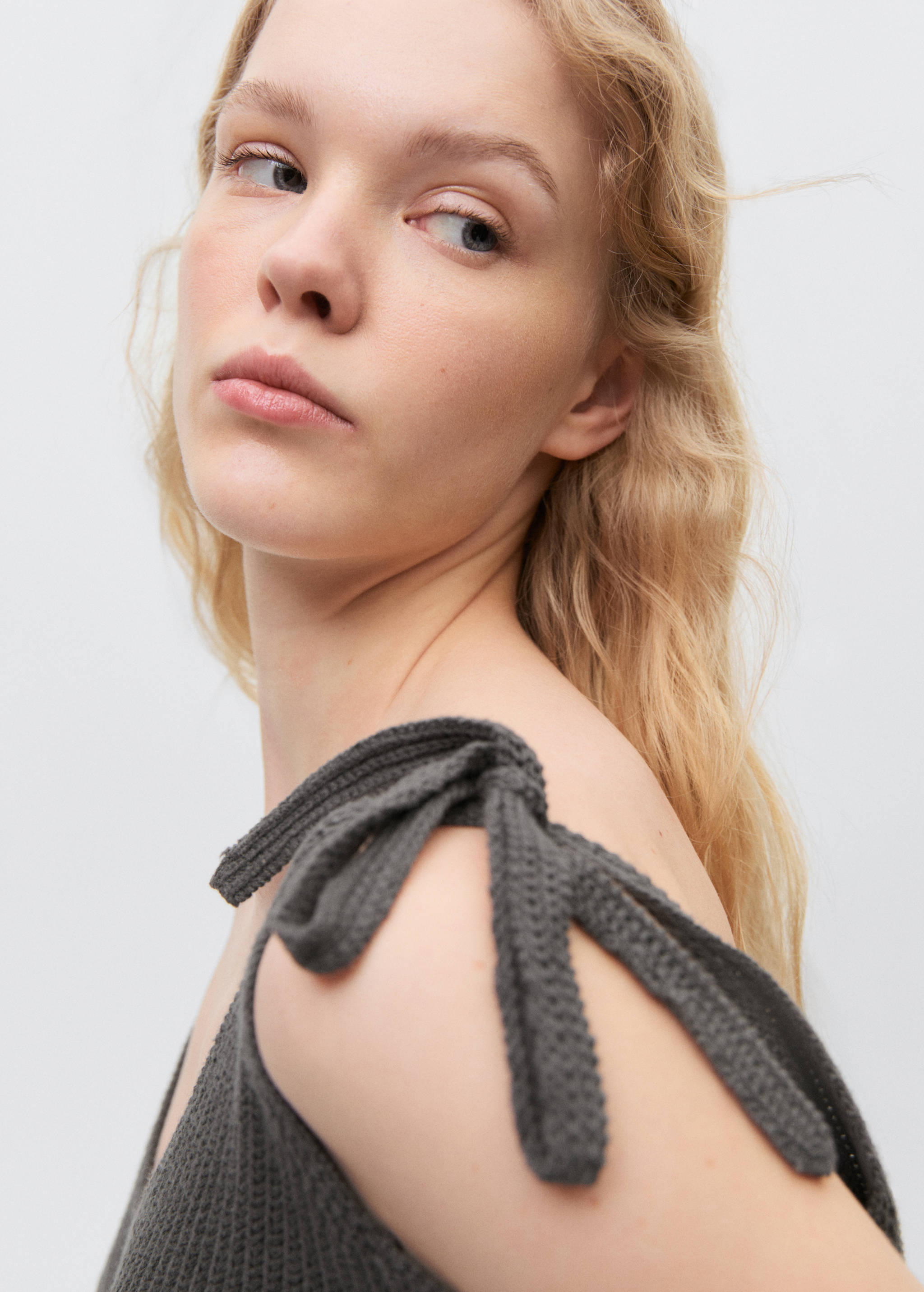 Cut-Out-Sweatshirt - Detail des Artikels 1