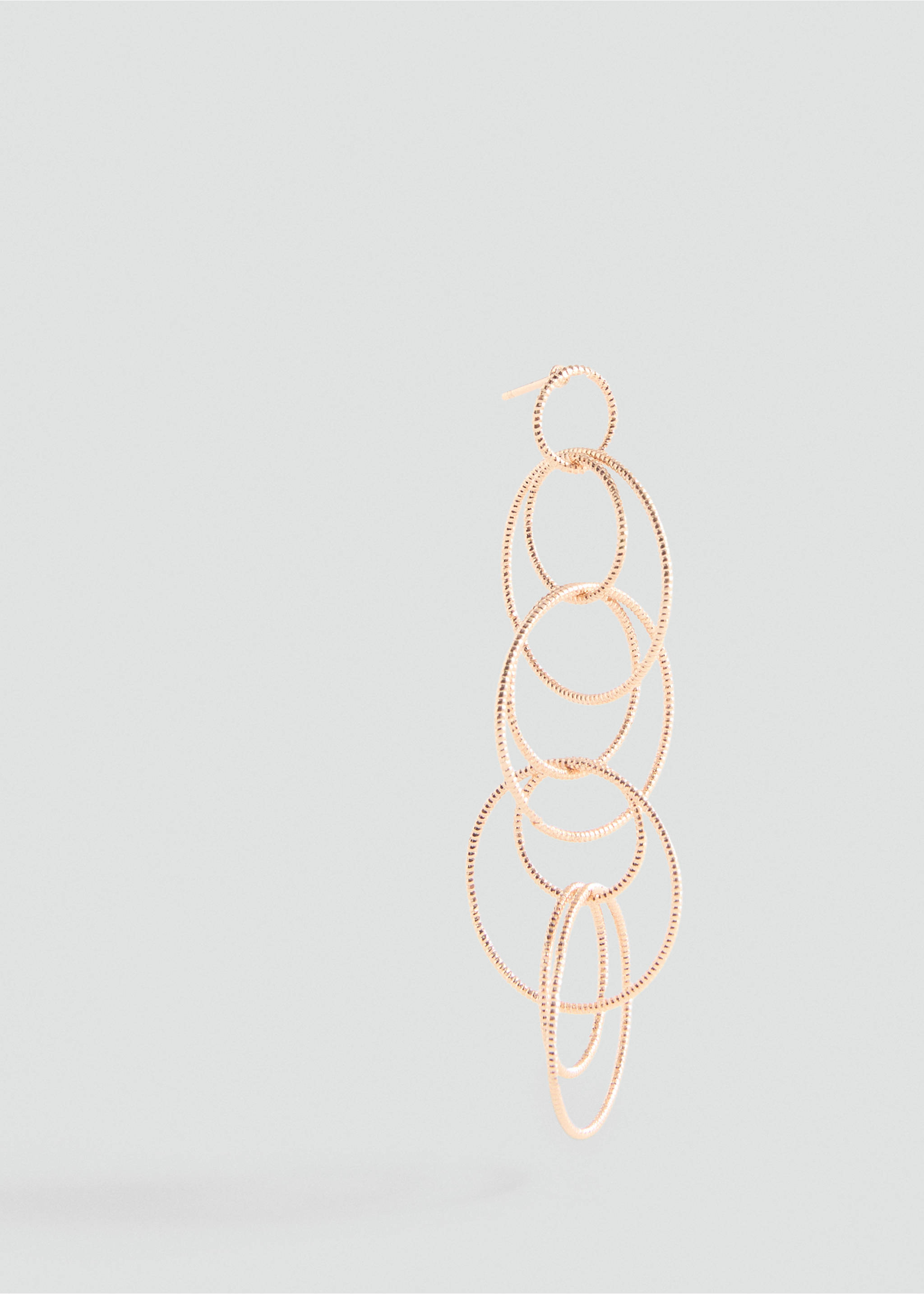Long earrings with intertwined hoops - Medium plane, Gold. Ref: 87023287-00.