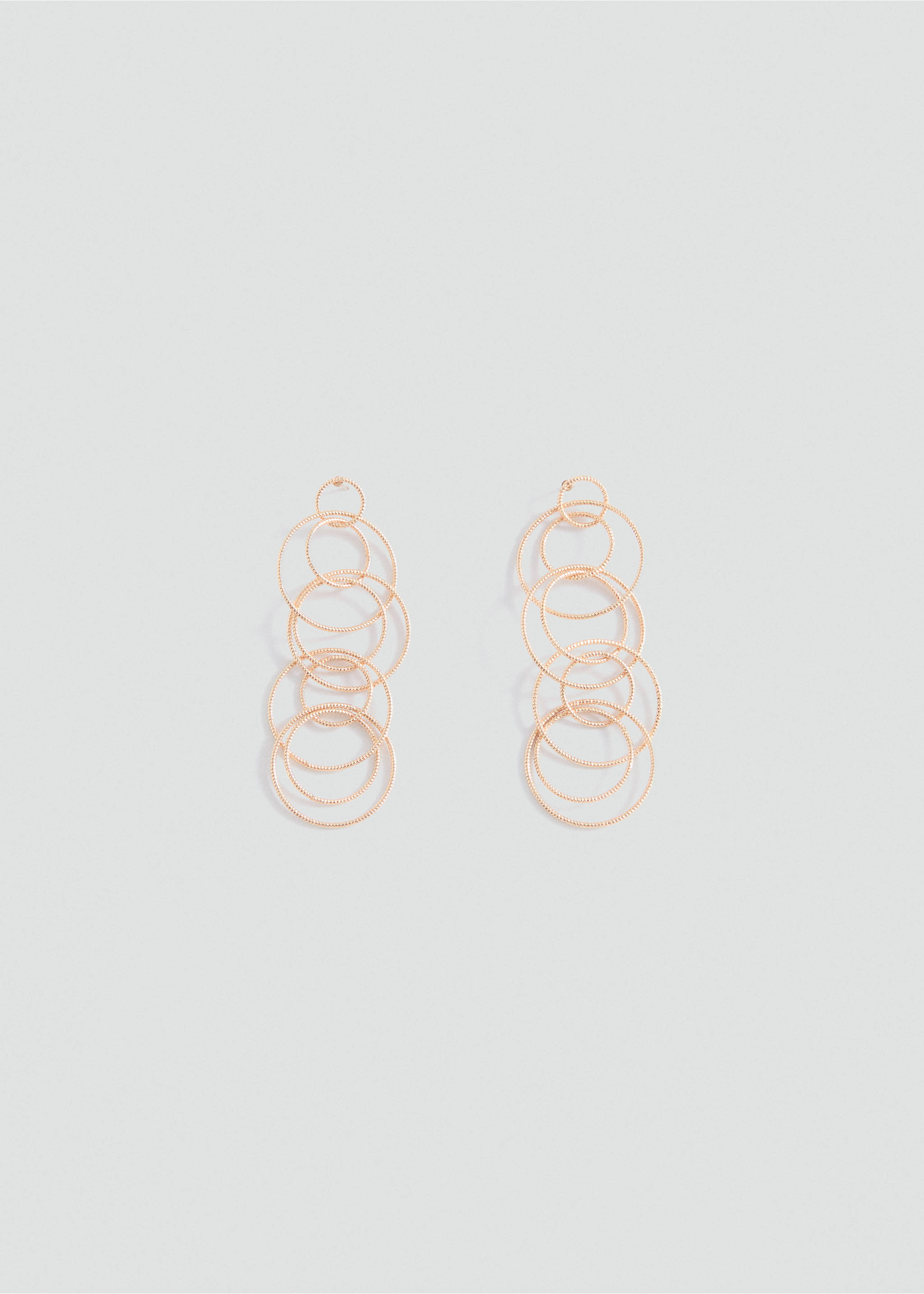 Long earrings with intertwined hoops - Article without model, Gold. Ref: 87023287-00.