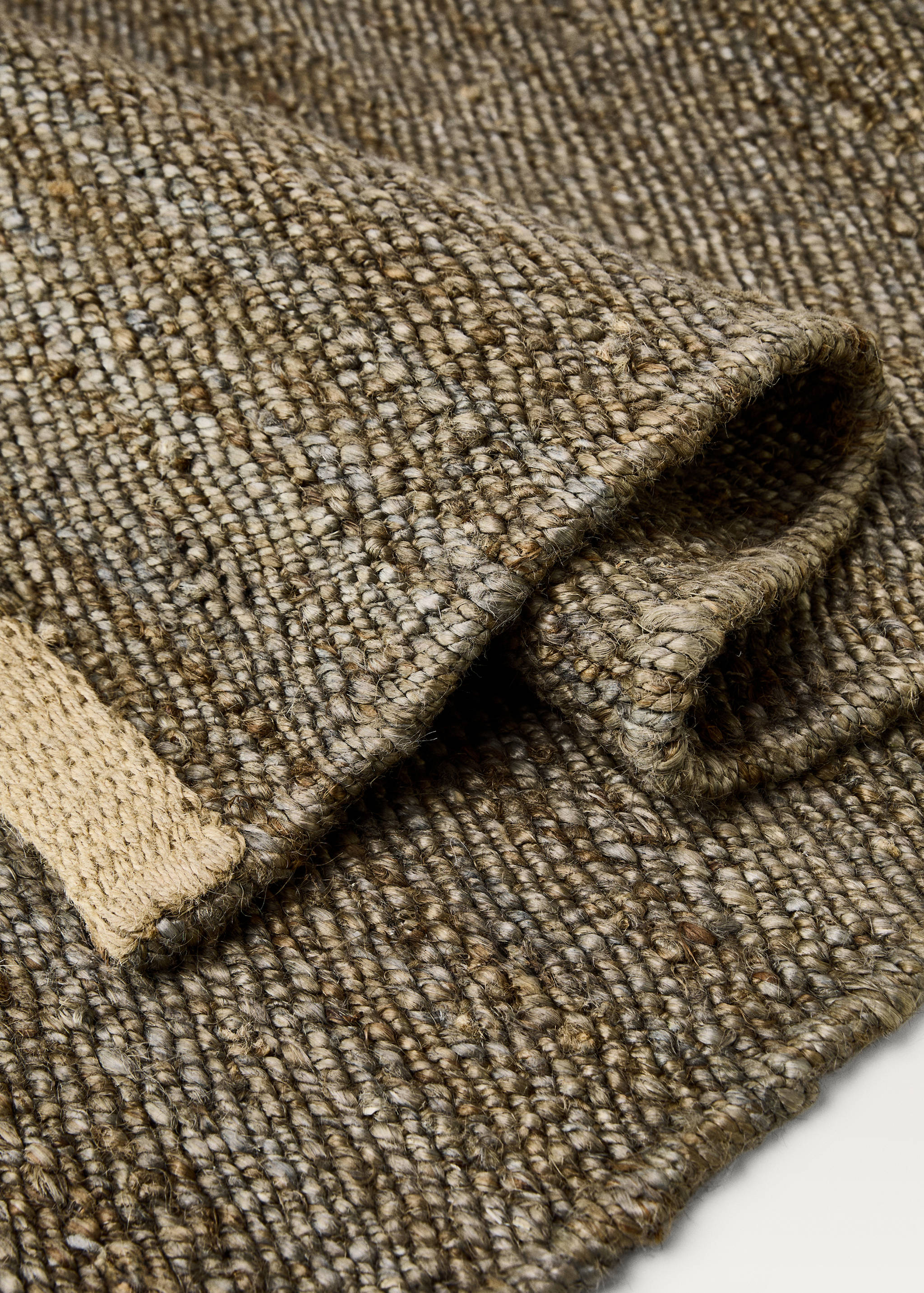 Braided overdyed jute rug - Details of the article 1