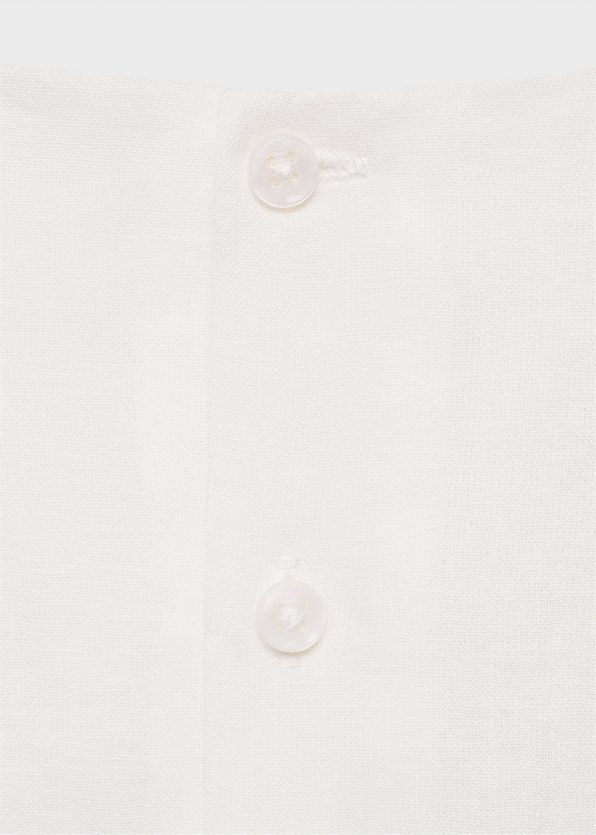 Leinenkleid mit Rüschen - Detail des Artikels 0, Weiß. Ref: 87023638-00.