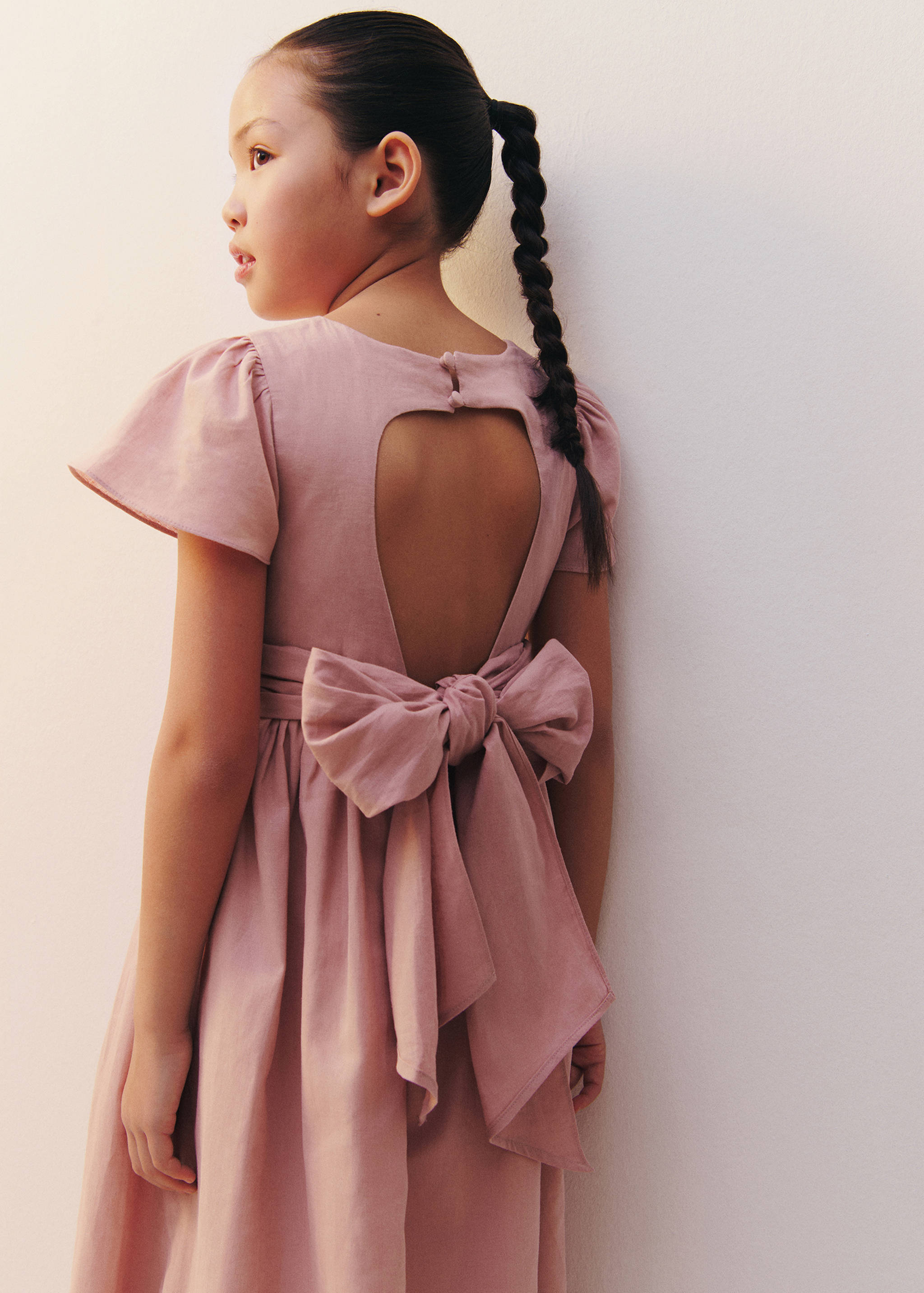 Robe lin ouverture dos - Plan général