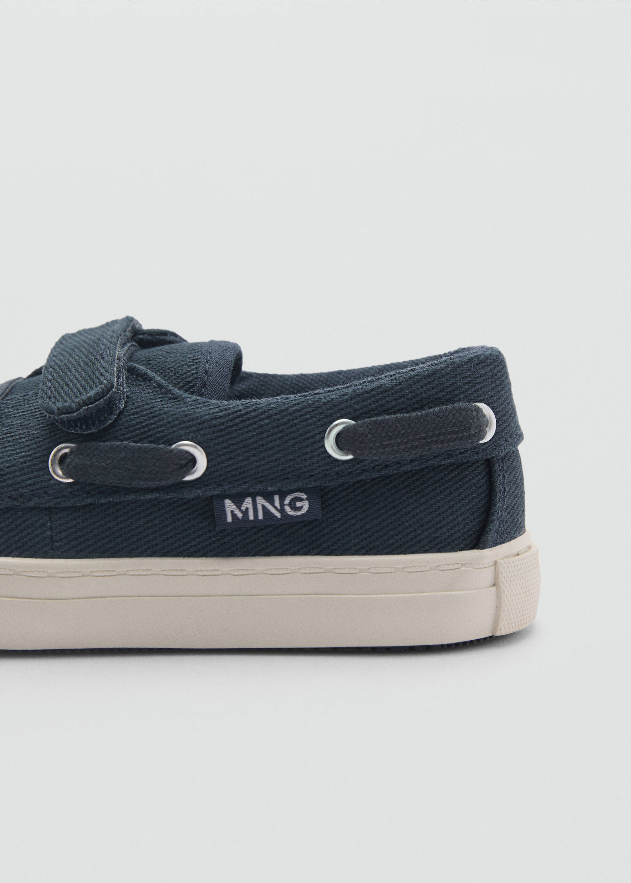 Nautical velcro sneakers - Details of the article 1, Blue. Ref: 87023644-00.
