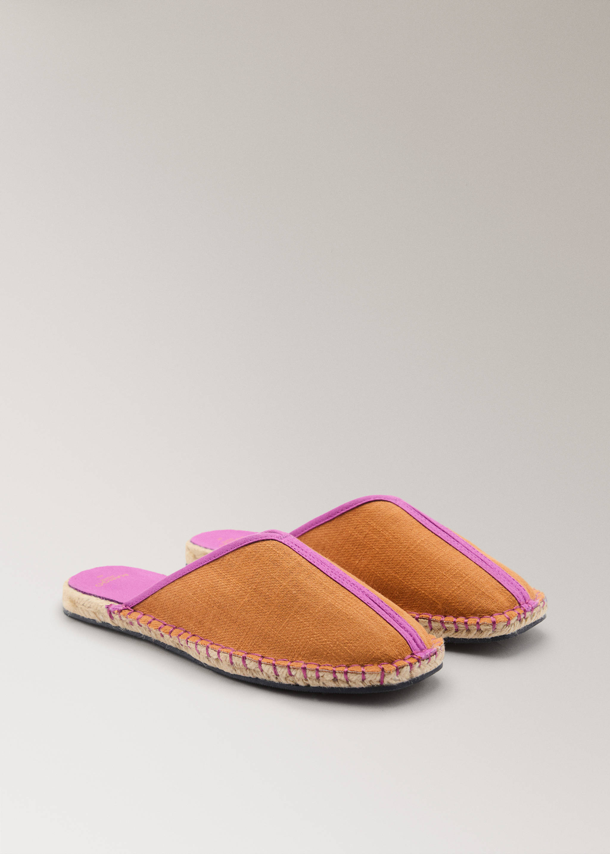 Sabatilles pala detall contratast - Pla mig