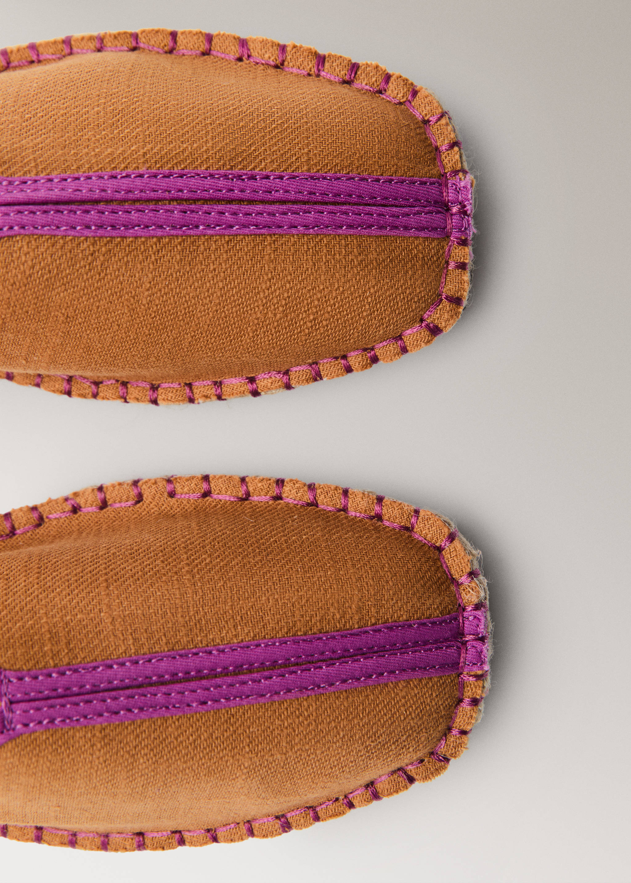 Sabatilles pala detall contratast - Detall de l'article 3