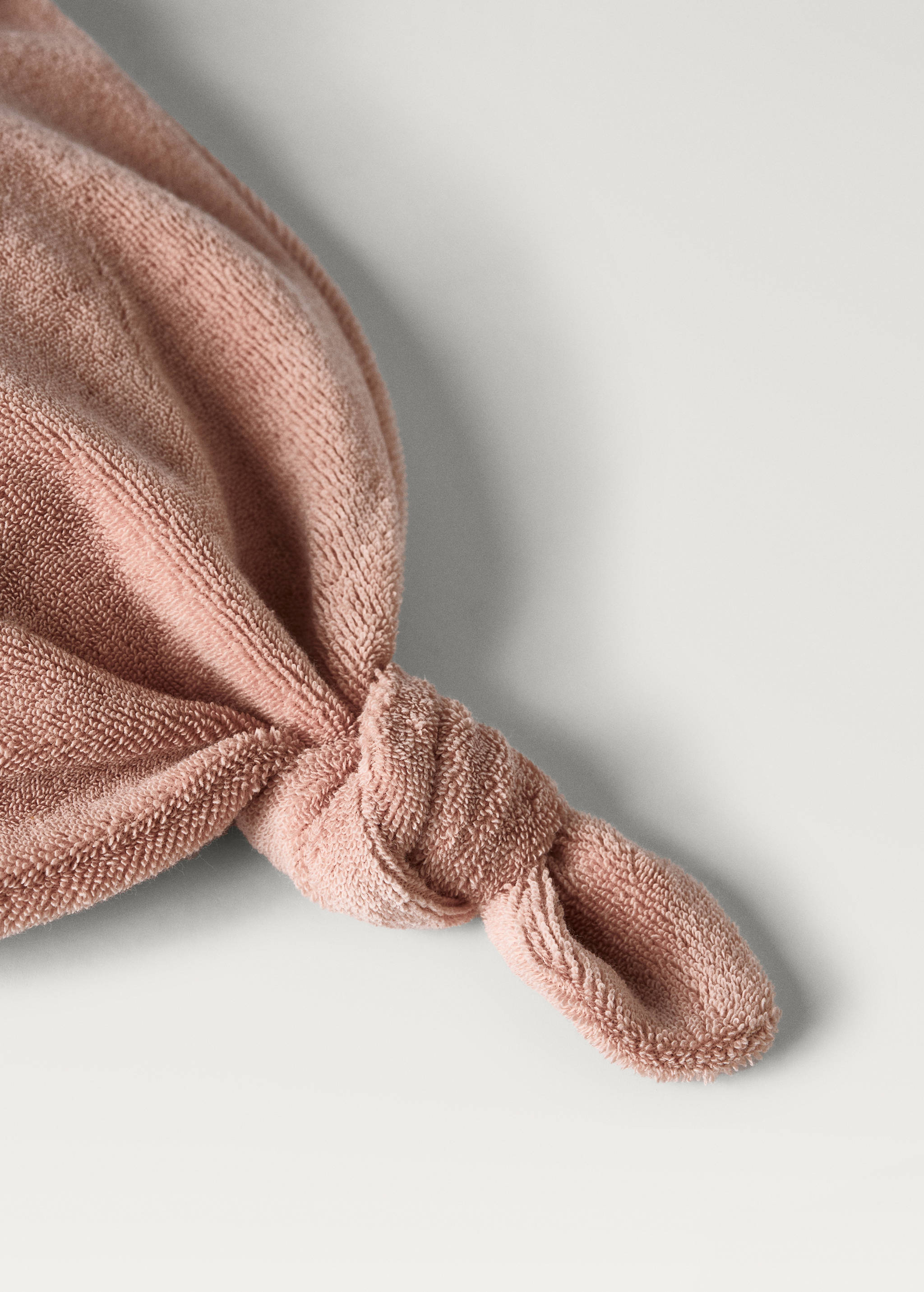 Dusty pink terry cloth hat detail