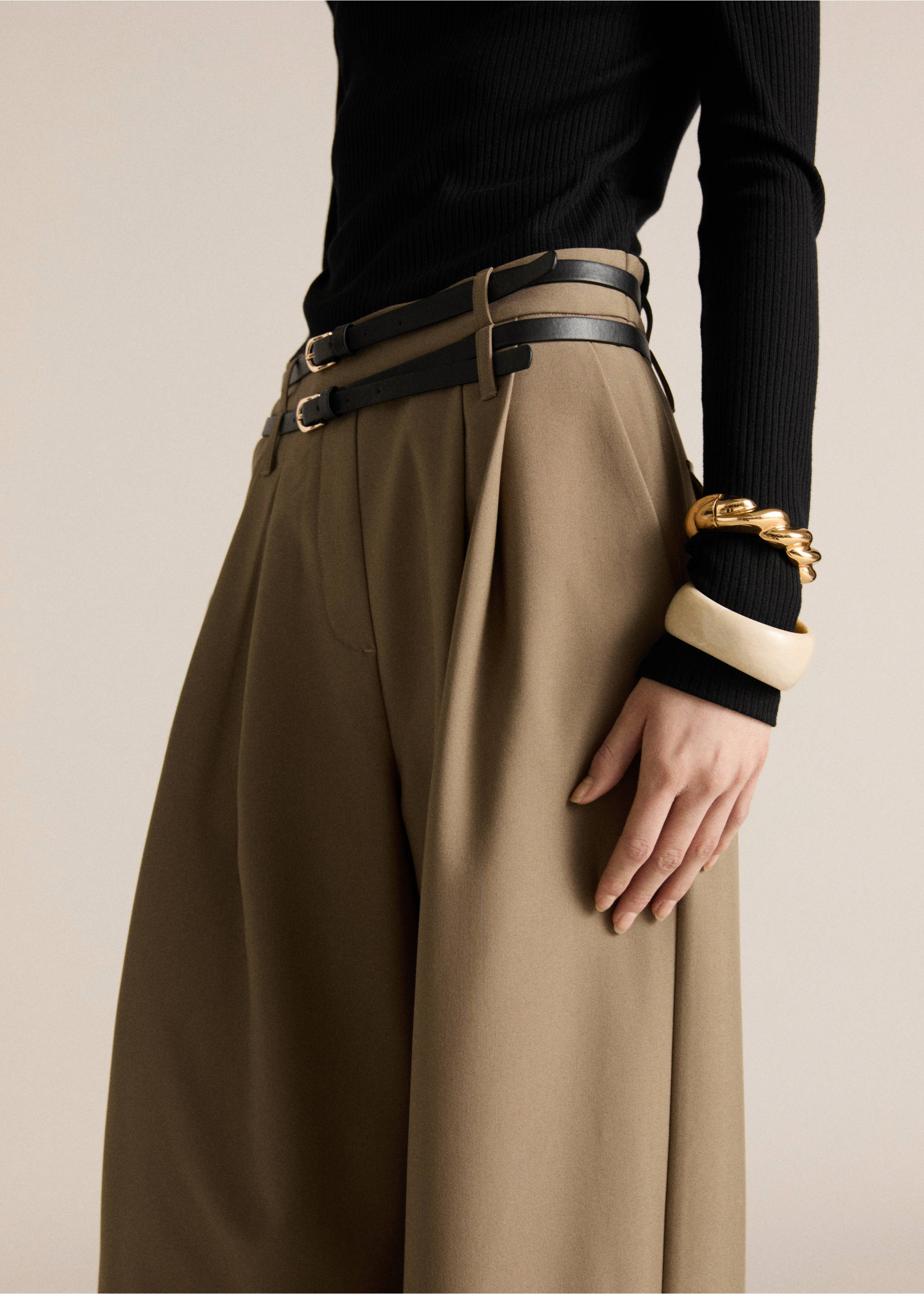 Combined-fabric jumpsuit with belt - Details of the article 3, Black. Ref: 87024070-00.