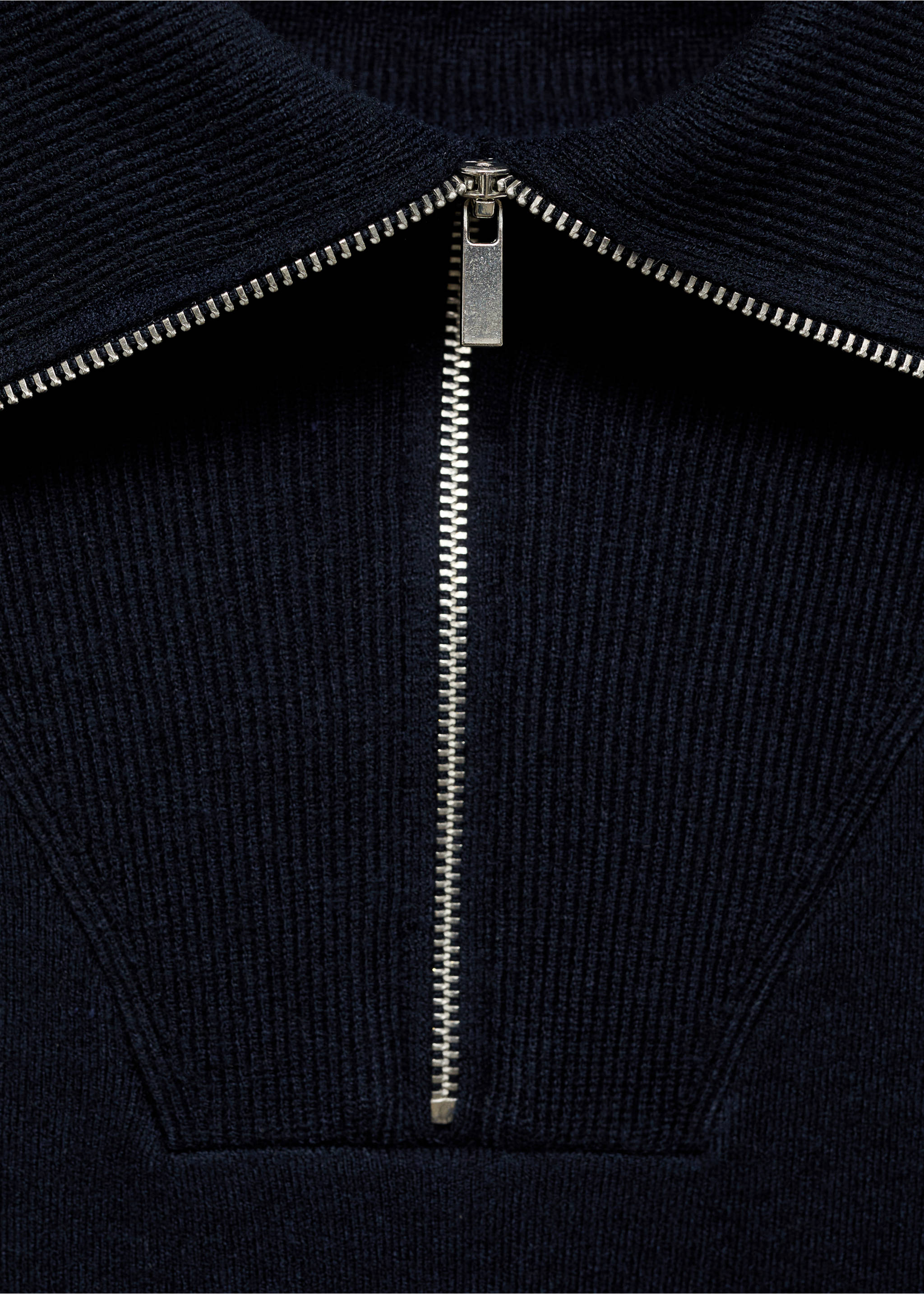 Zip neck jumper - Details of the article 8, Dark Navy. Ref: 87024072-00.