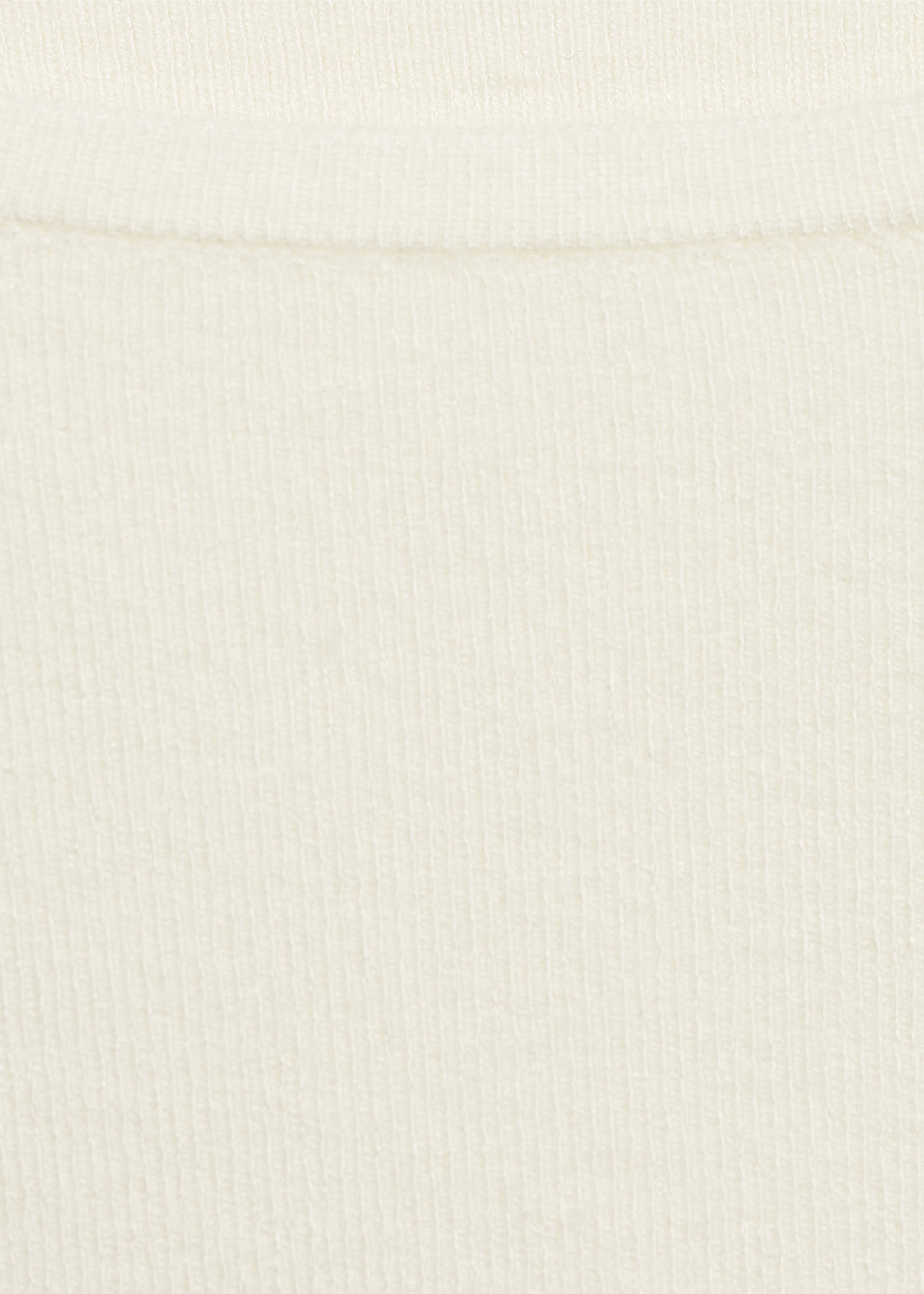 Knitted sweater with oversized sleeves - Details of the article 8, Ecru. Ref: 87024074-00.