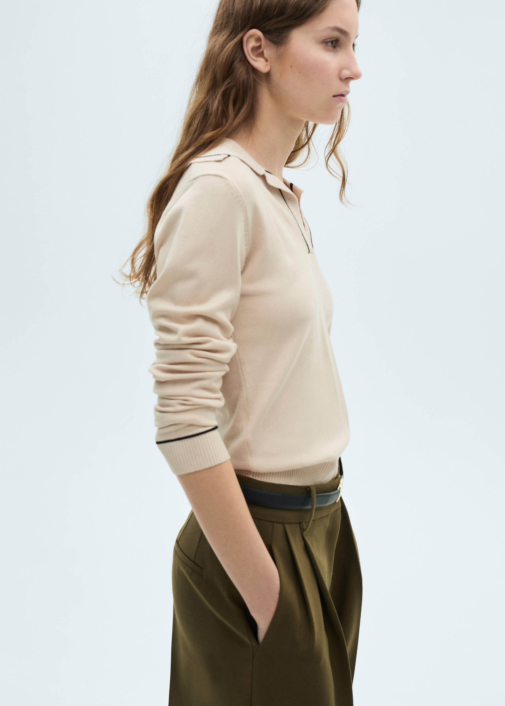 Sweater with contrasting lapels and trims - Medium plane