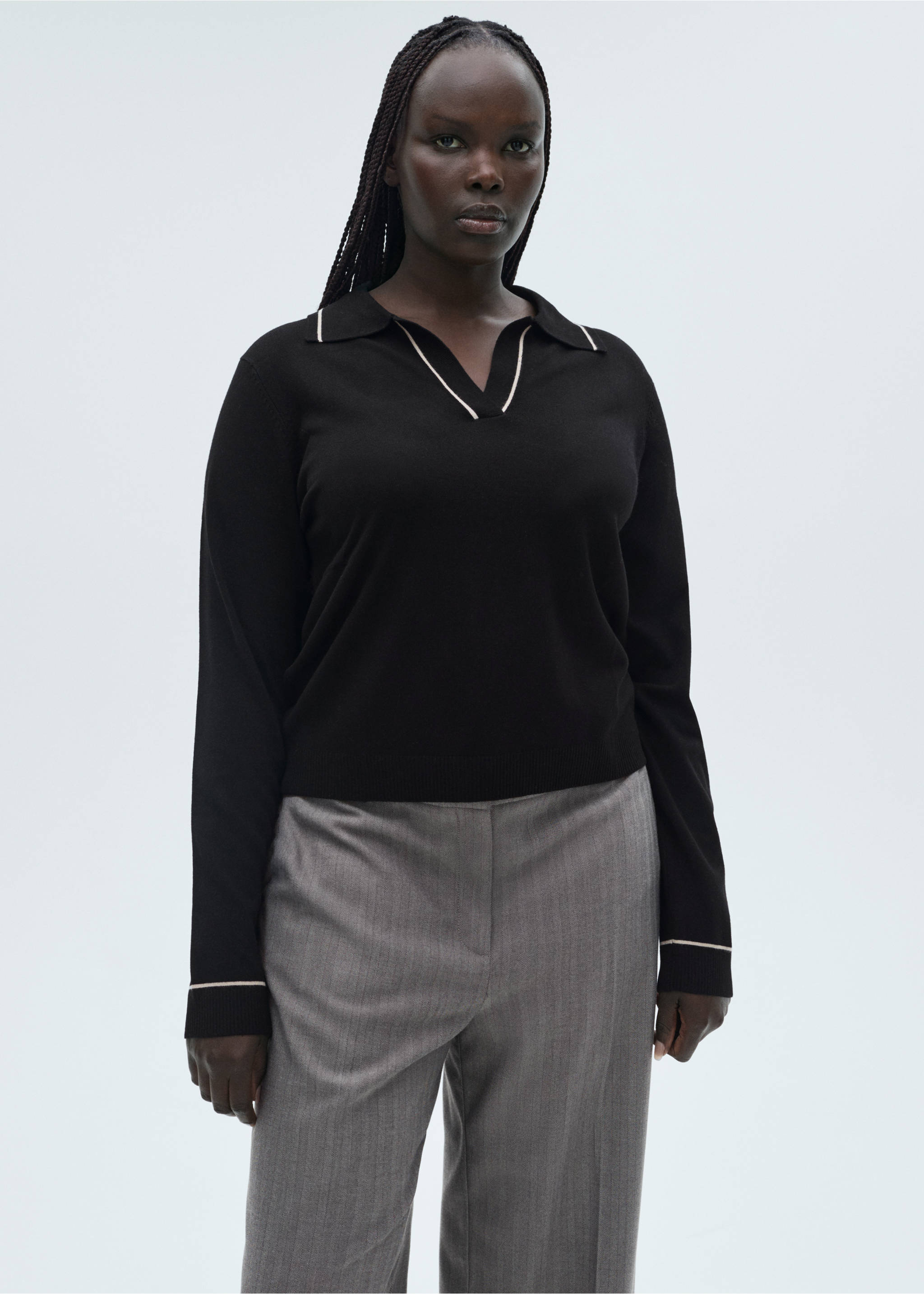 Sweater with contrasting lapels and trims - Details of the article 5, Black. Ref: 87024078-00.
