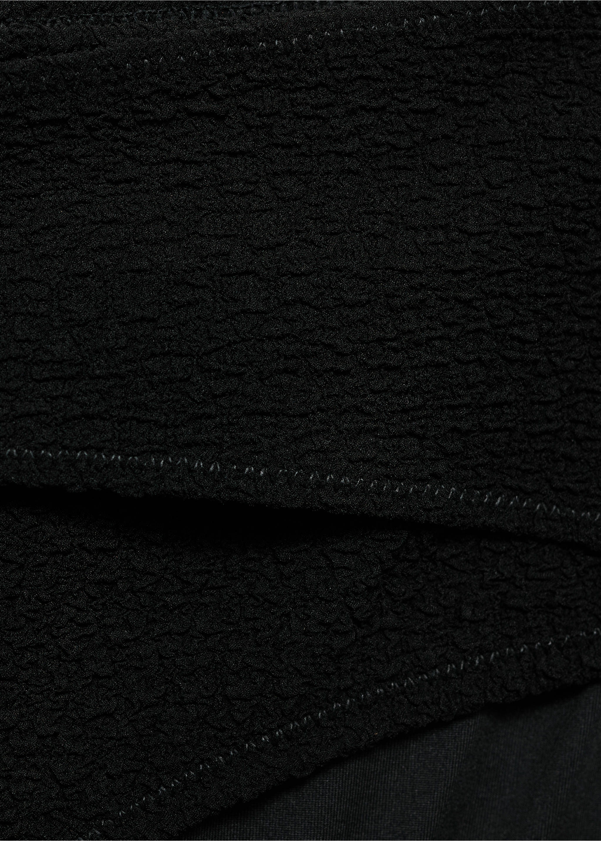 High-waisted towel-effect bikini bottom - Details of the article 0, Black. Ref: 87024397-00.